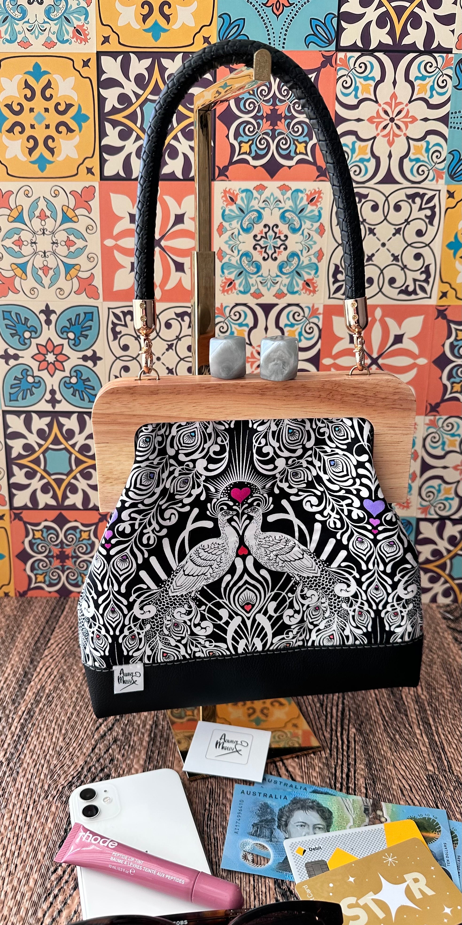 Kiss Lock Clutch with Vinyl Handle
