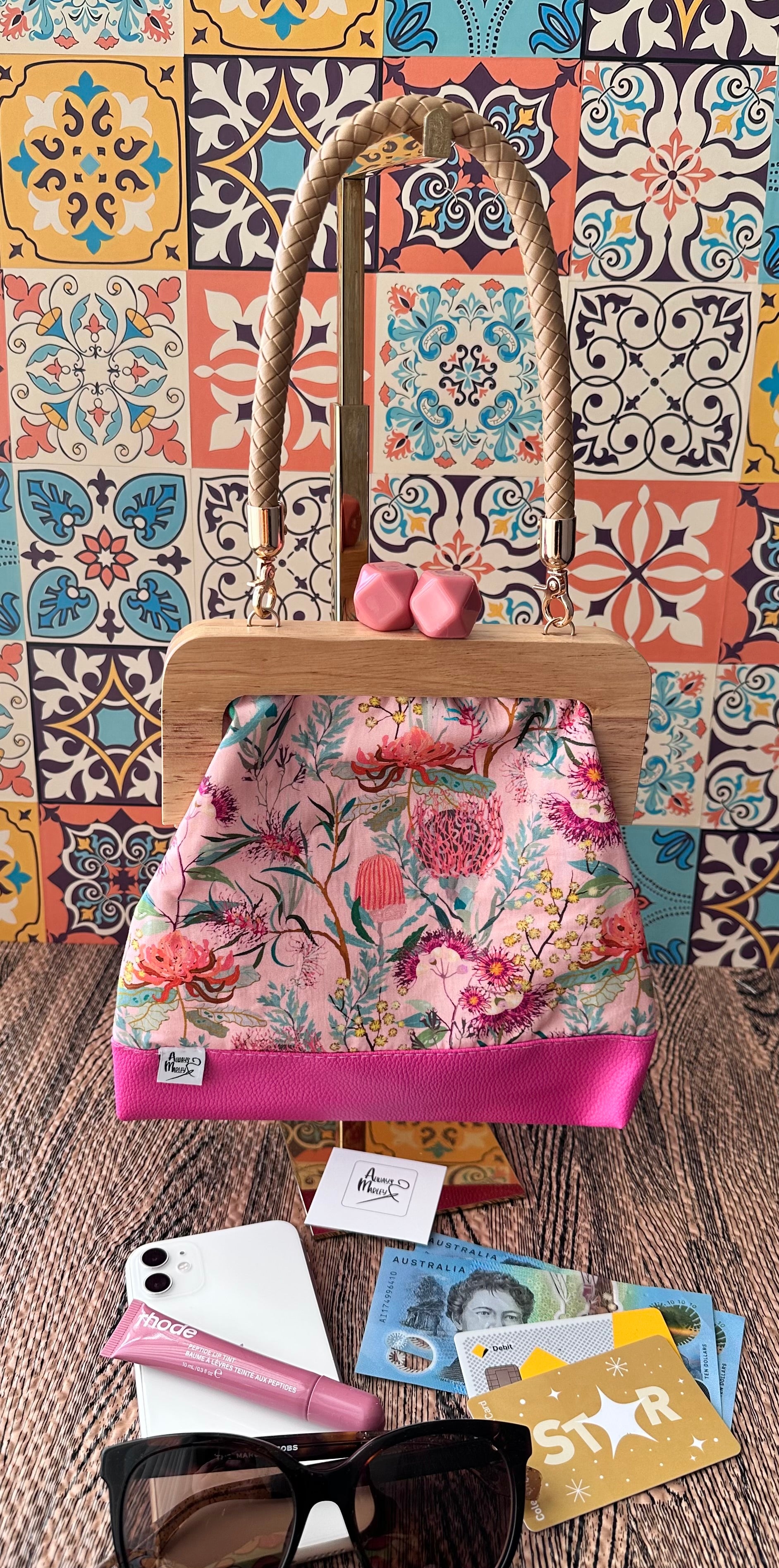 Kiss Lock Clutch with Vinyl Handle