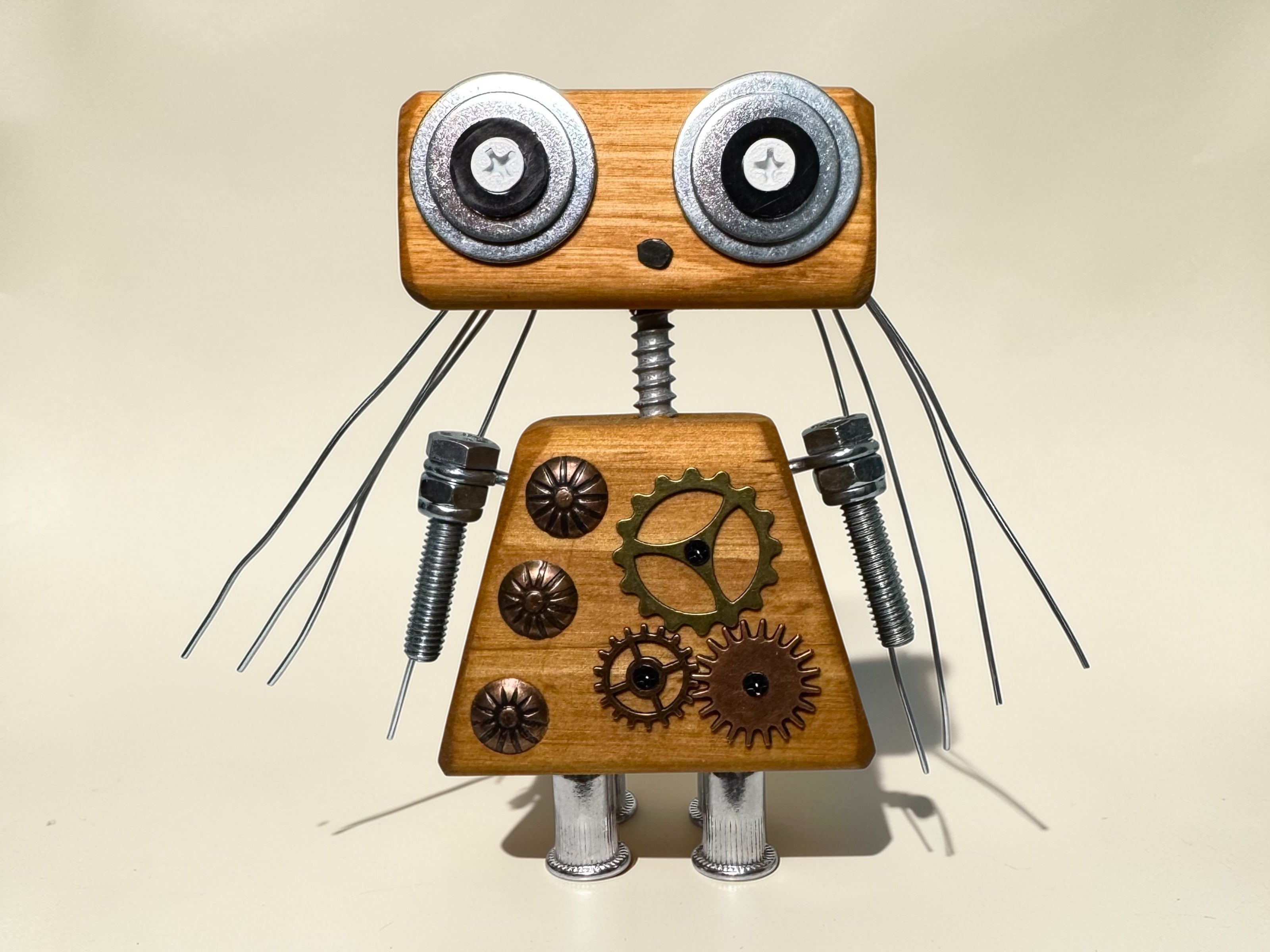 Alicia - Wooden Steampunk Robot