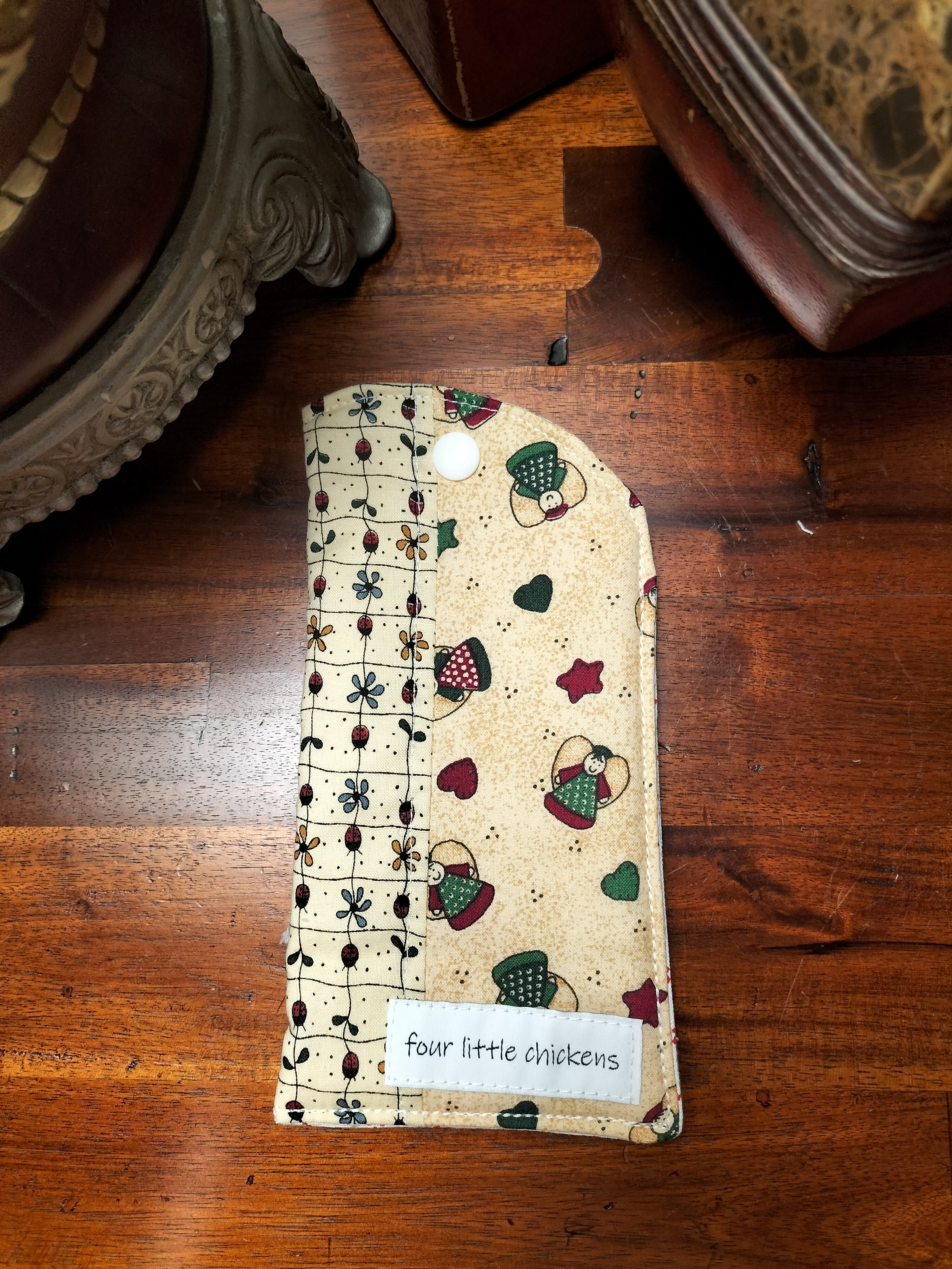 🌼 Glasses Covers – Flower and Angels