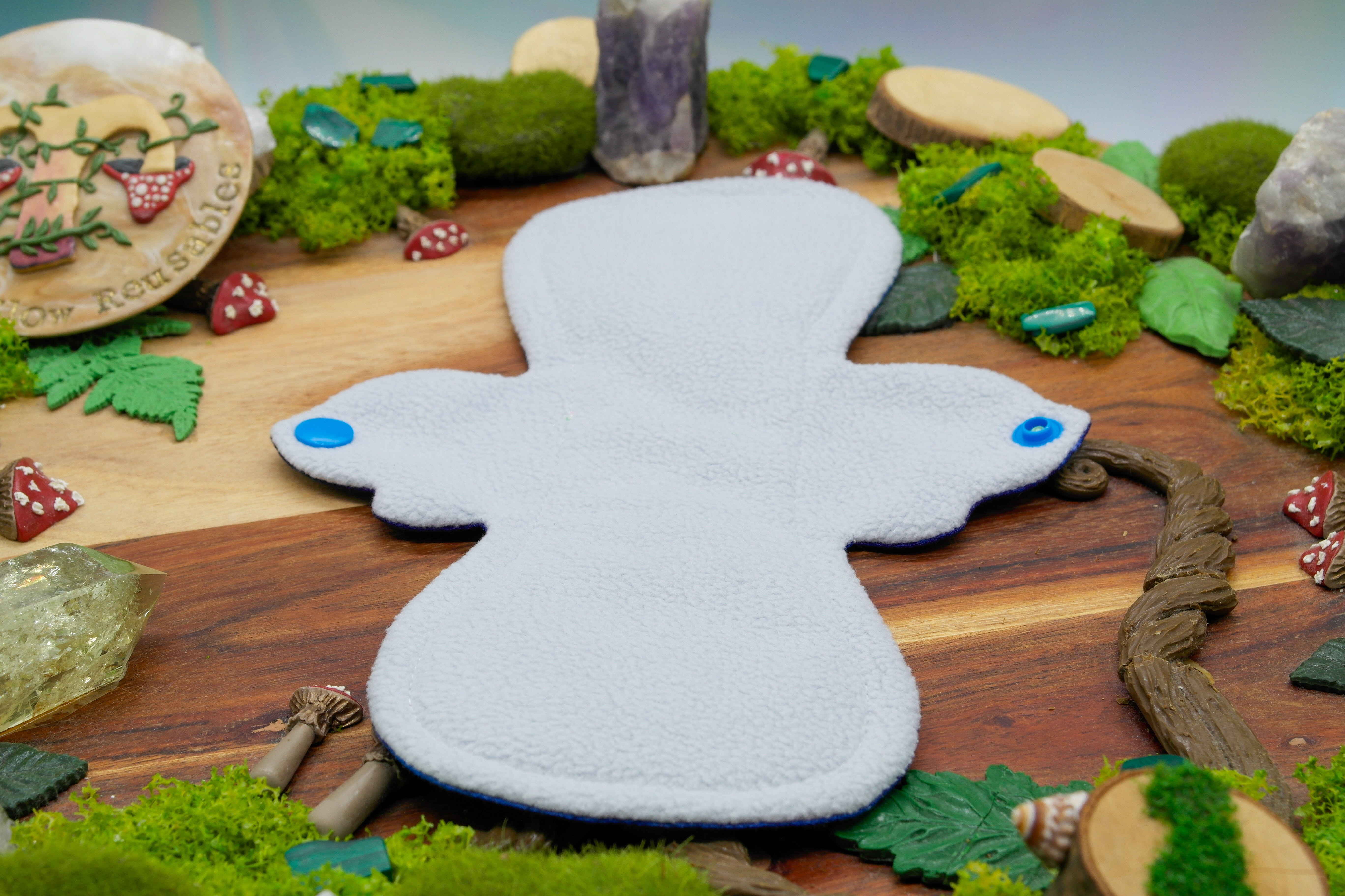 Eco friendly Reusable cloth pad 10" Moderate (Flutter) - interstellar