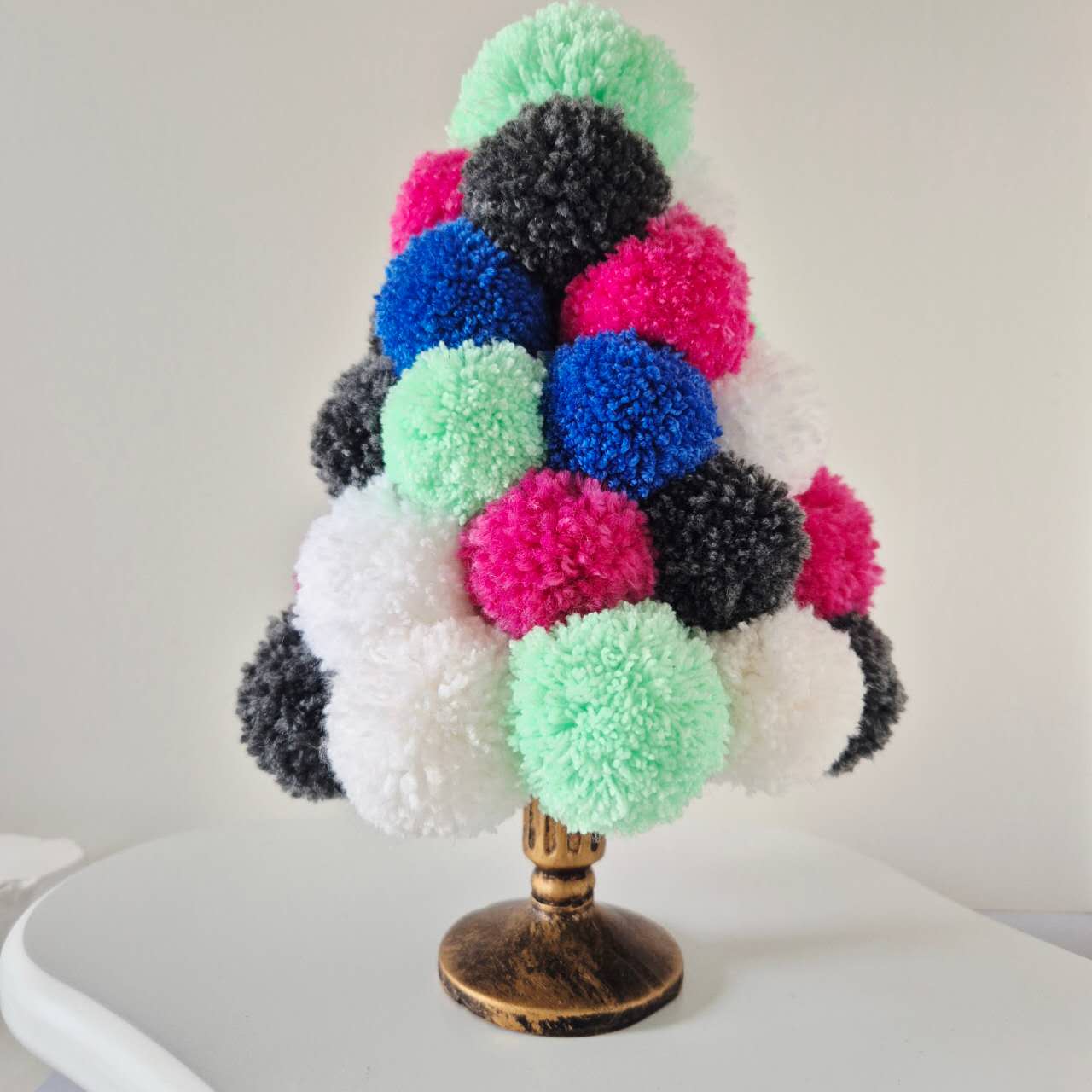 Pom-pom Christmas Tree