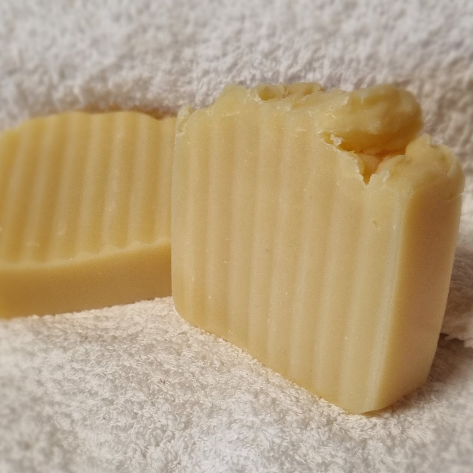 Handmade Scented Soap - Parfum de Printemps