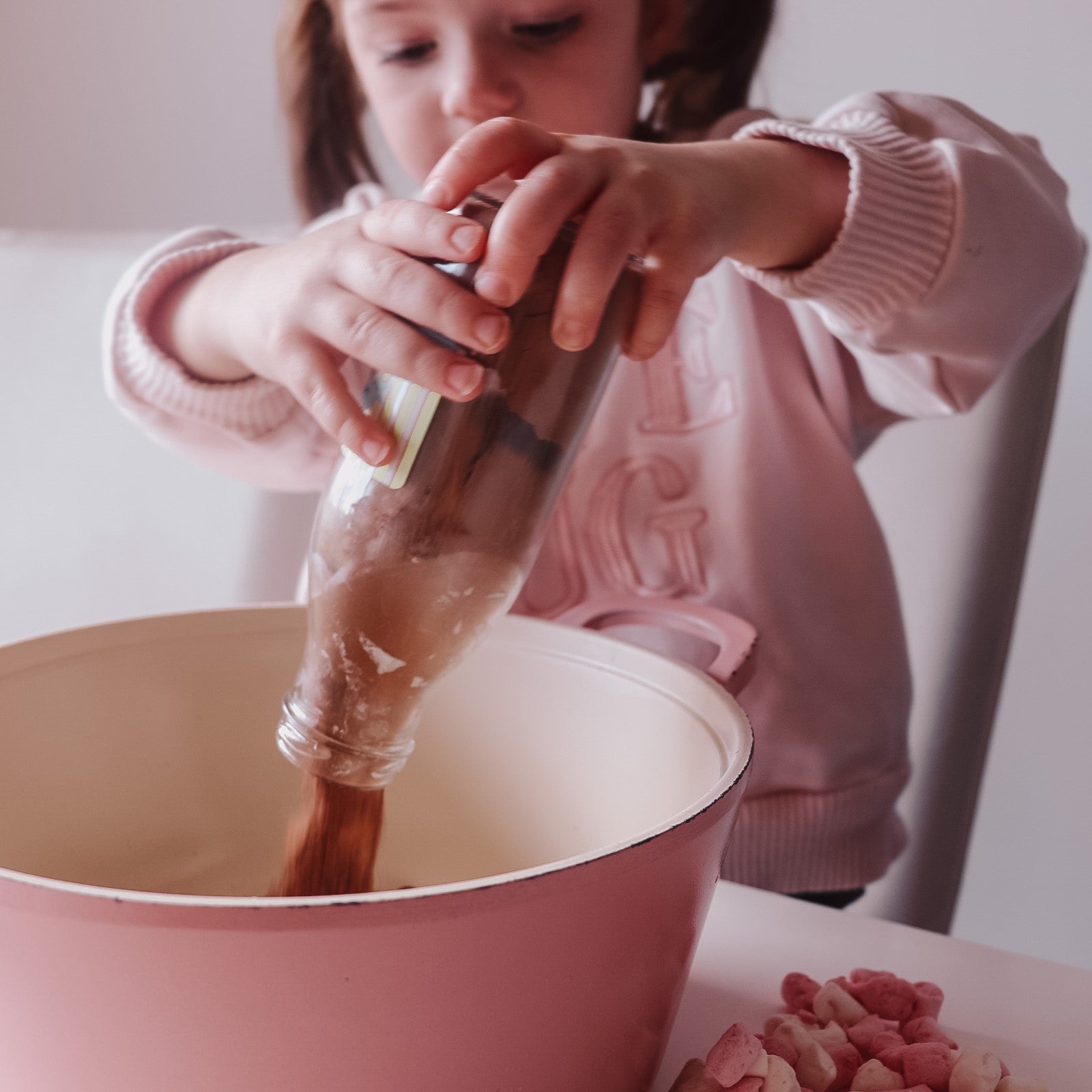 EASTER Isla Dream Hot Chocolate Drink Mix in a Bottle