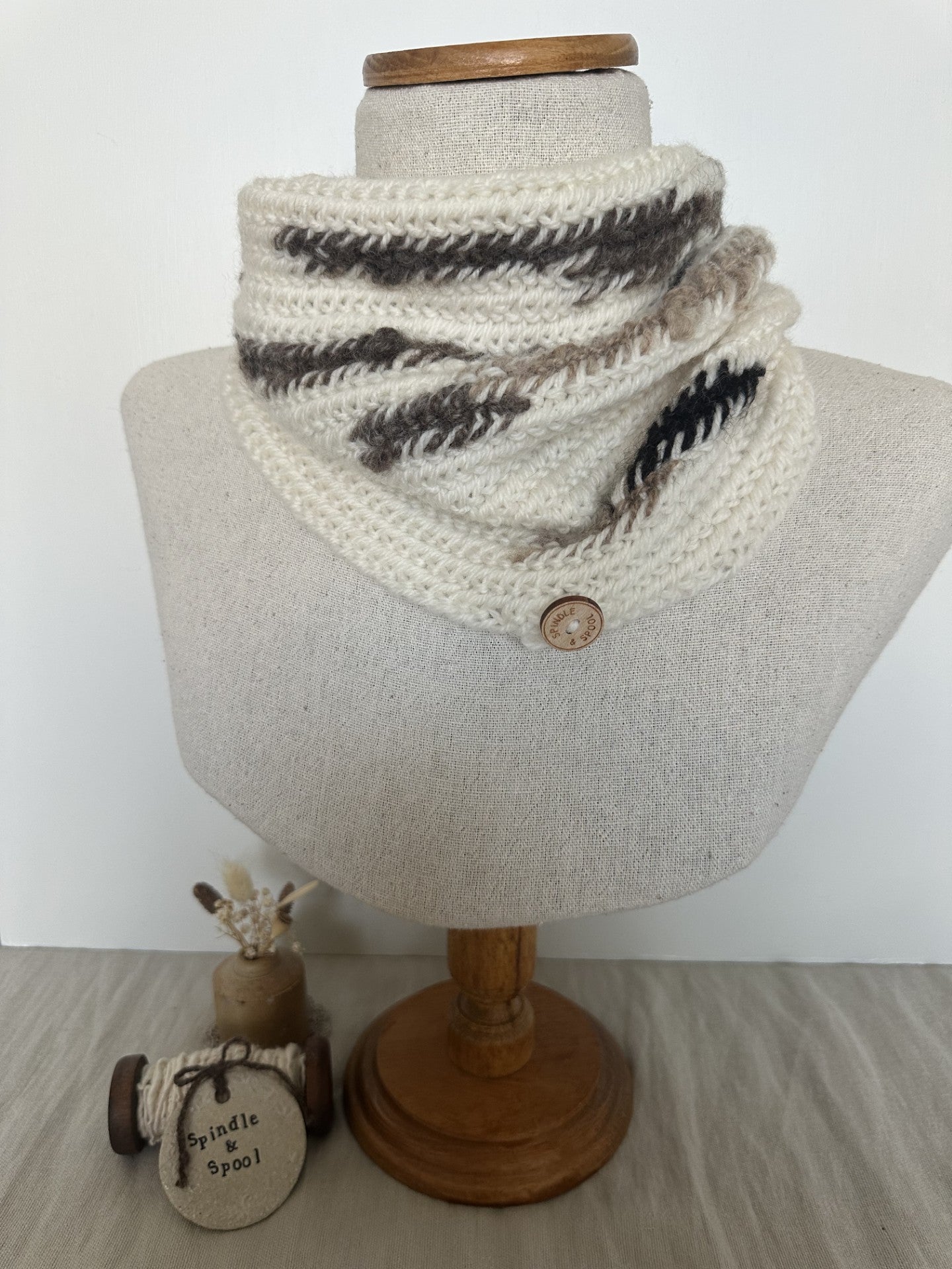 Rustic Viking Nalbinding Wool Cowl or Neck Warmer