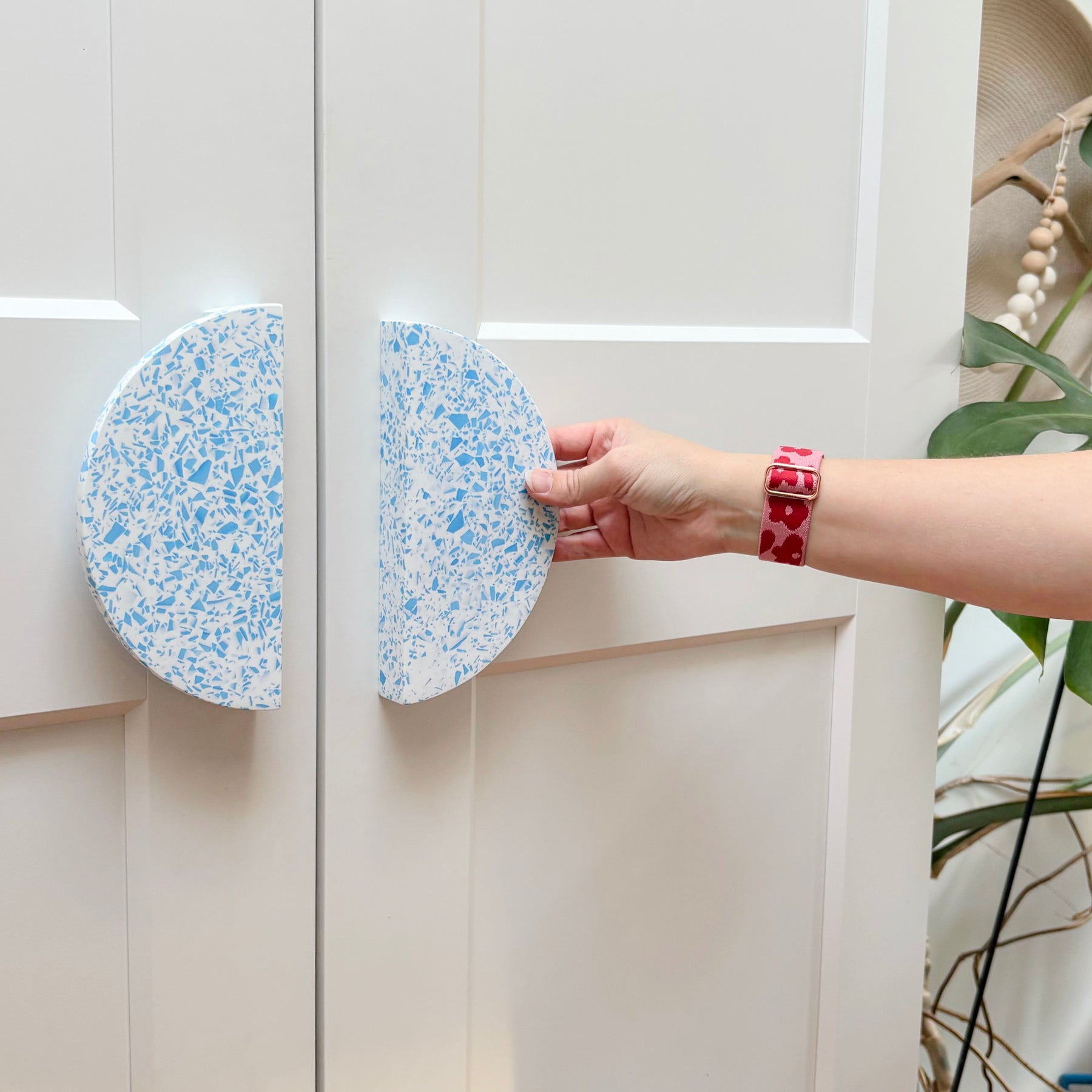Large Semi-Circle Handle in Blue & White Terrazzo Resin