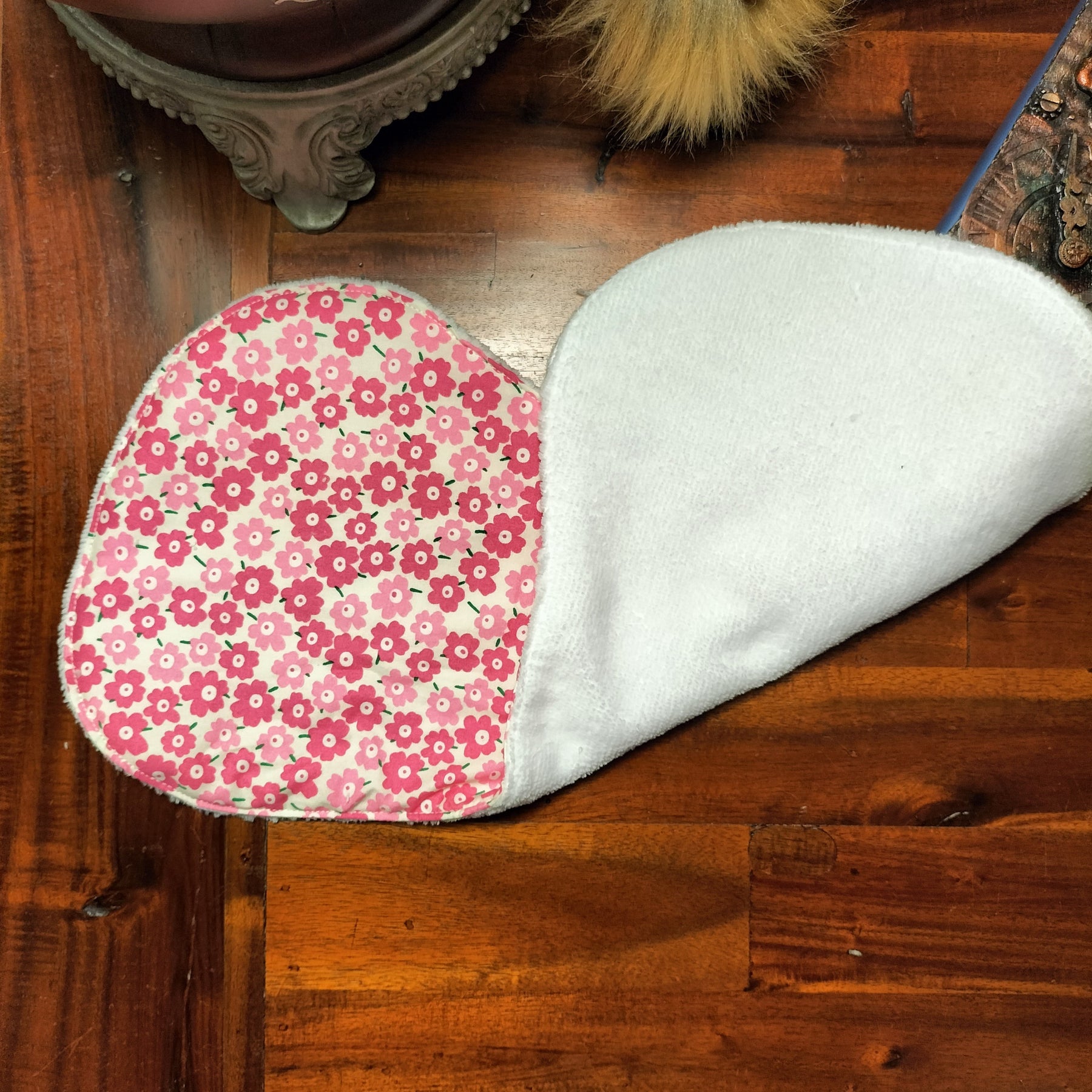PINK ON WHITE  GIFT BUNDLE