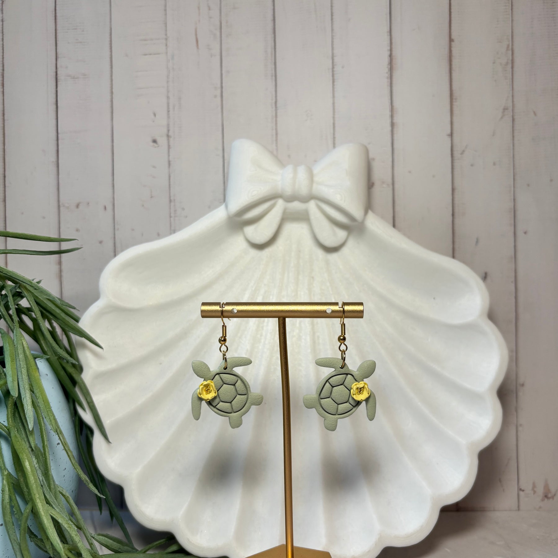 Seaside Stories | Turtle Earrings
