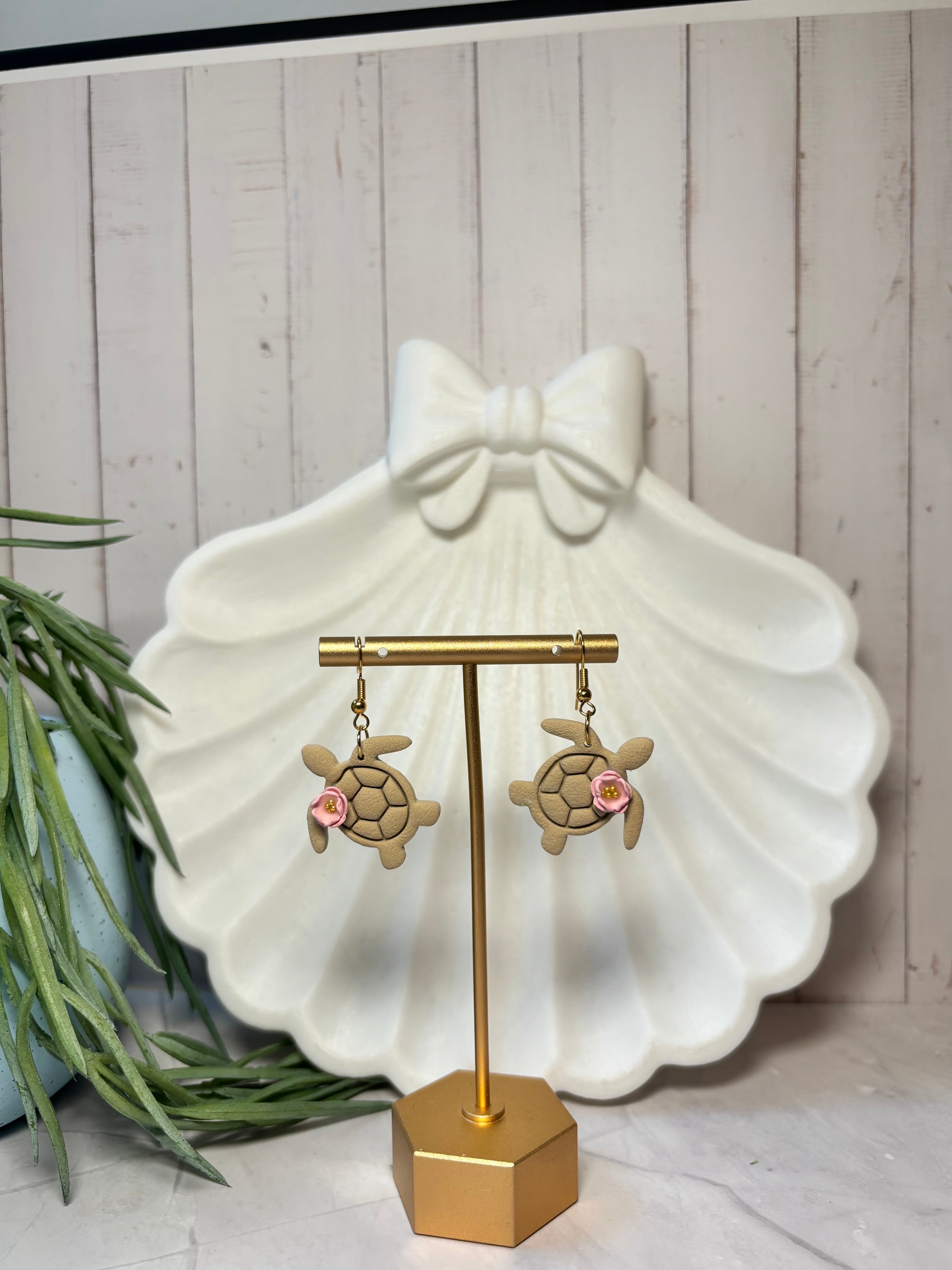 Seaside Stories | Turtle Earrings
