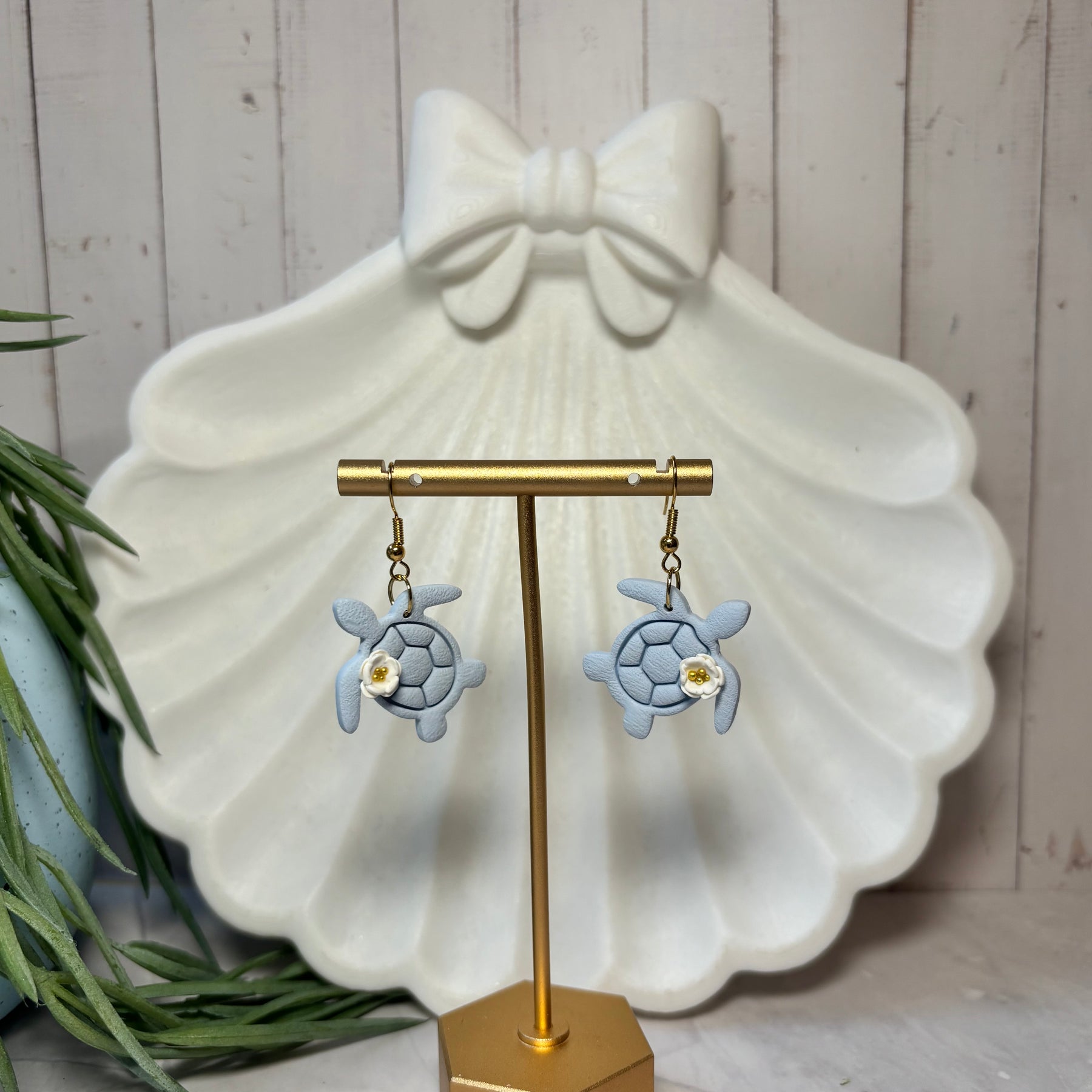 Seaside Stories | Turtle Earrings