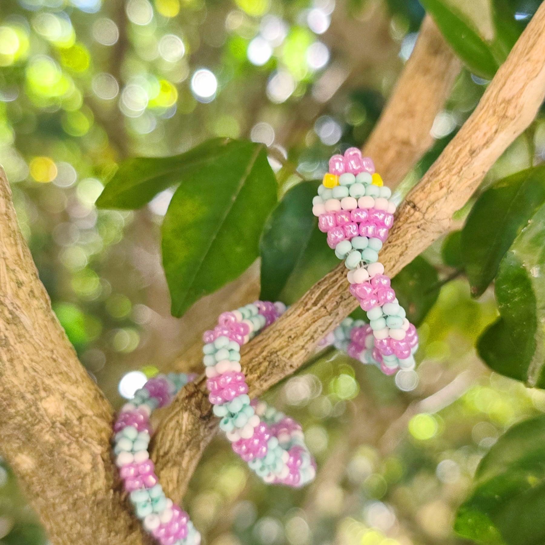Flexible Beaded Snake Ring - Pastel Stripe