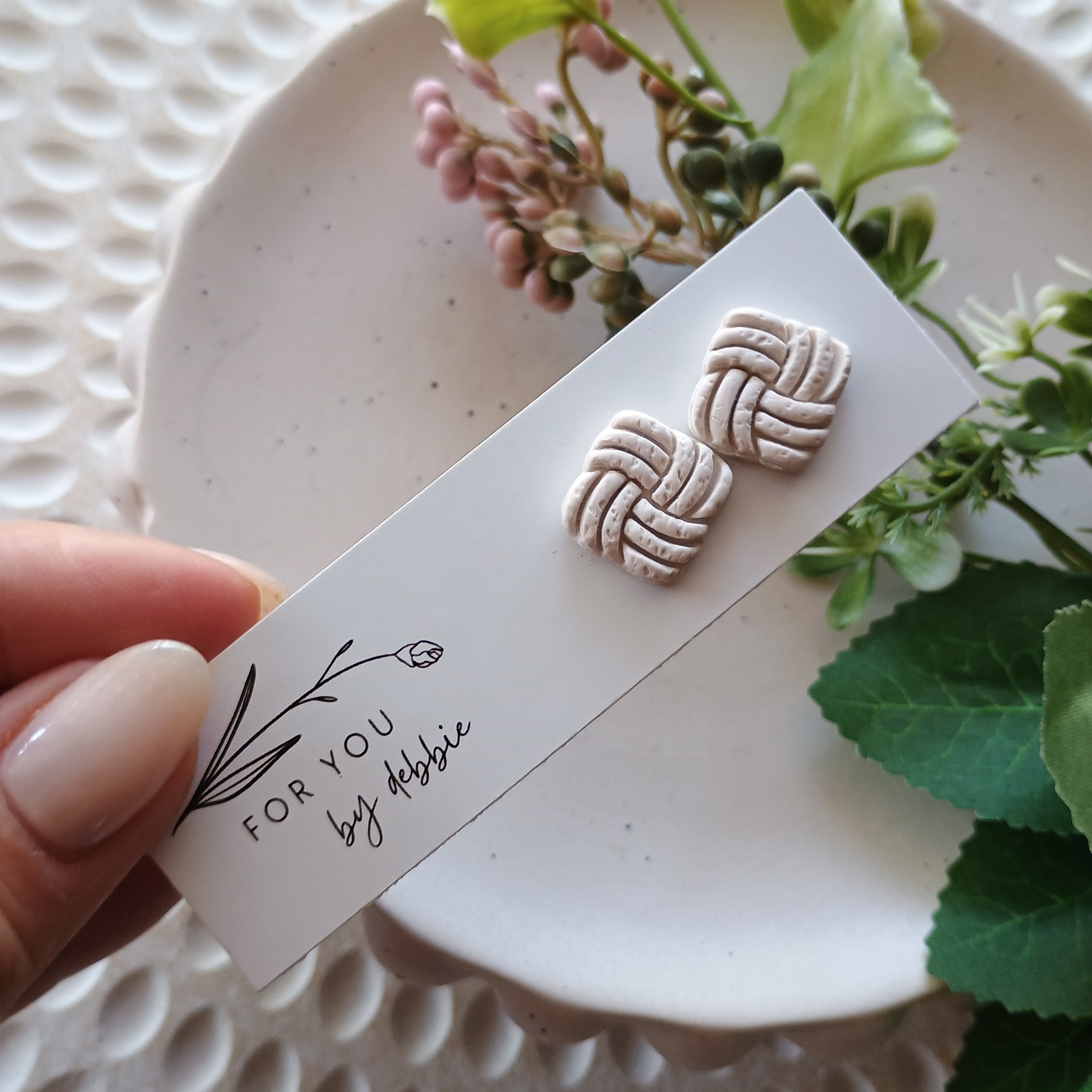 Embossed square stud earrings