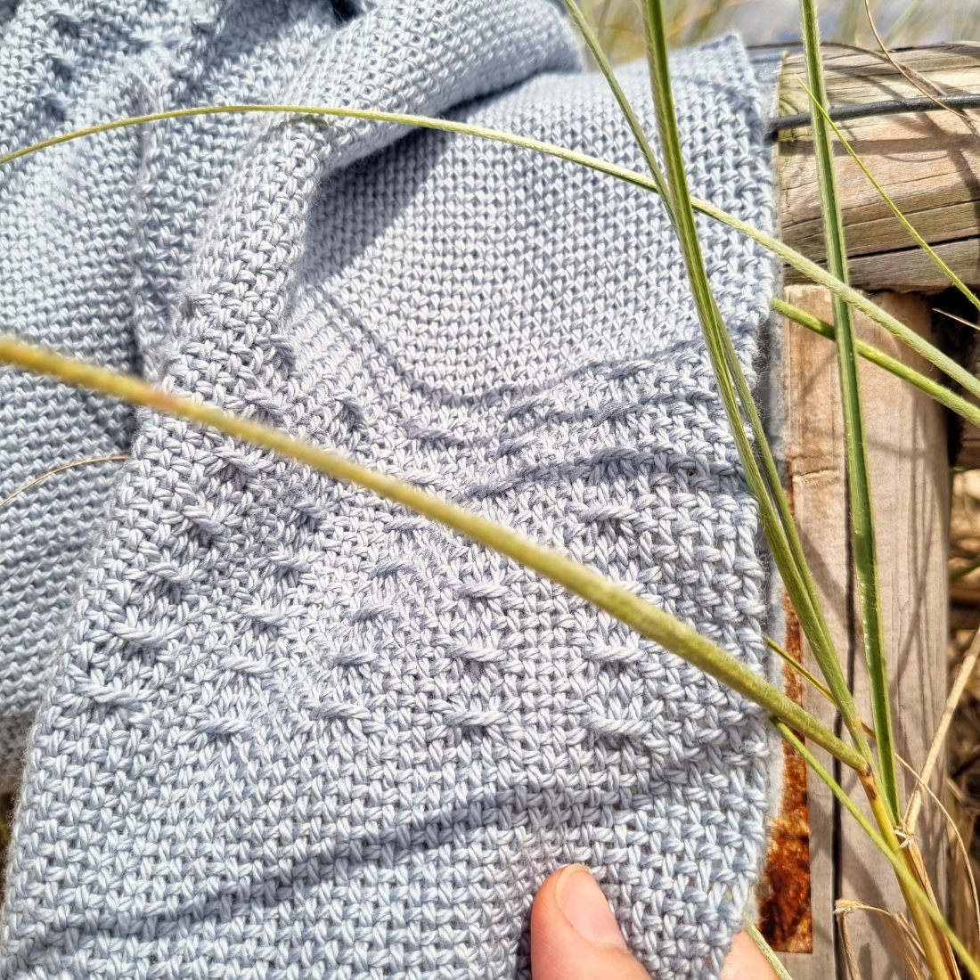 'Beyond the plain weave' collection grey cotton scarf