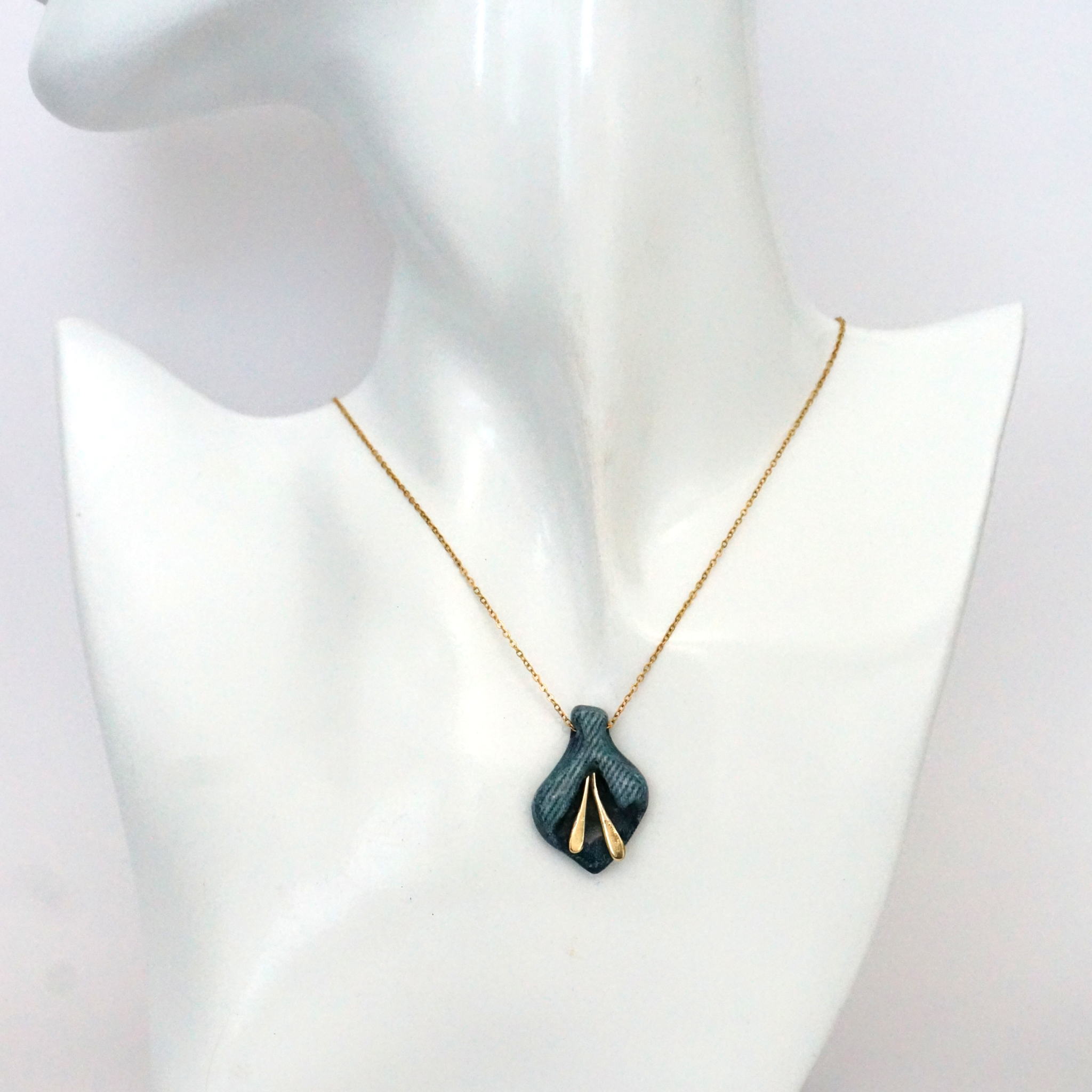 Blue Flower - Denim and brass necklace
