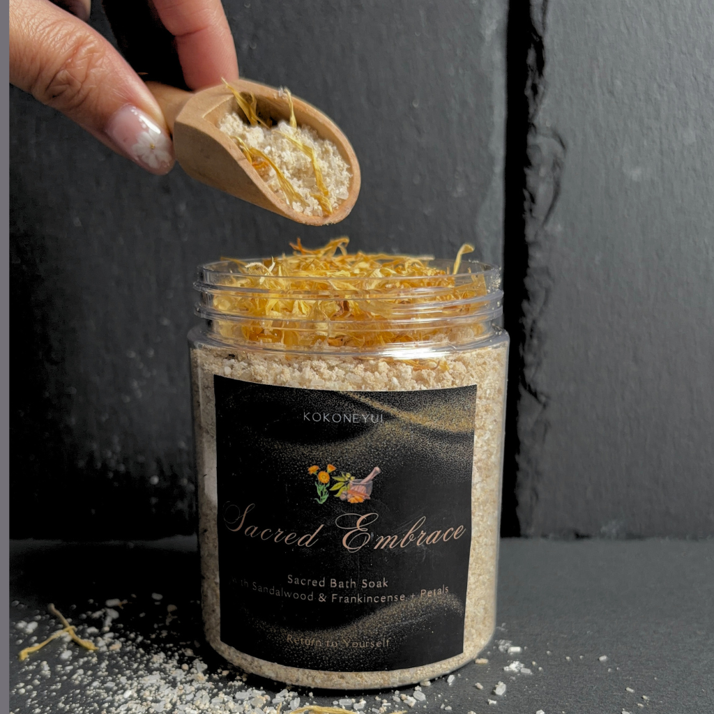 Sacred Embrace Bath Soak | Sandalwood, Frankincense & Mineral Bath Salts