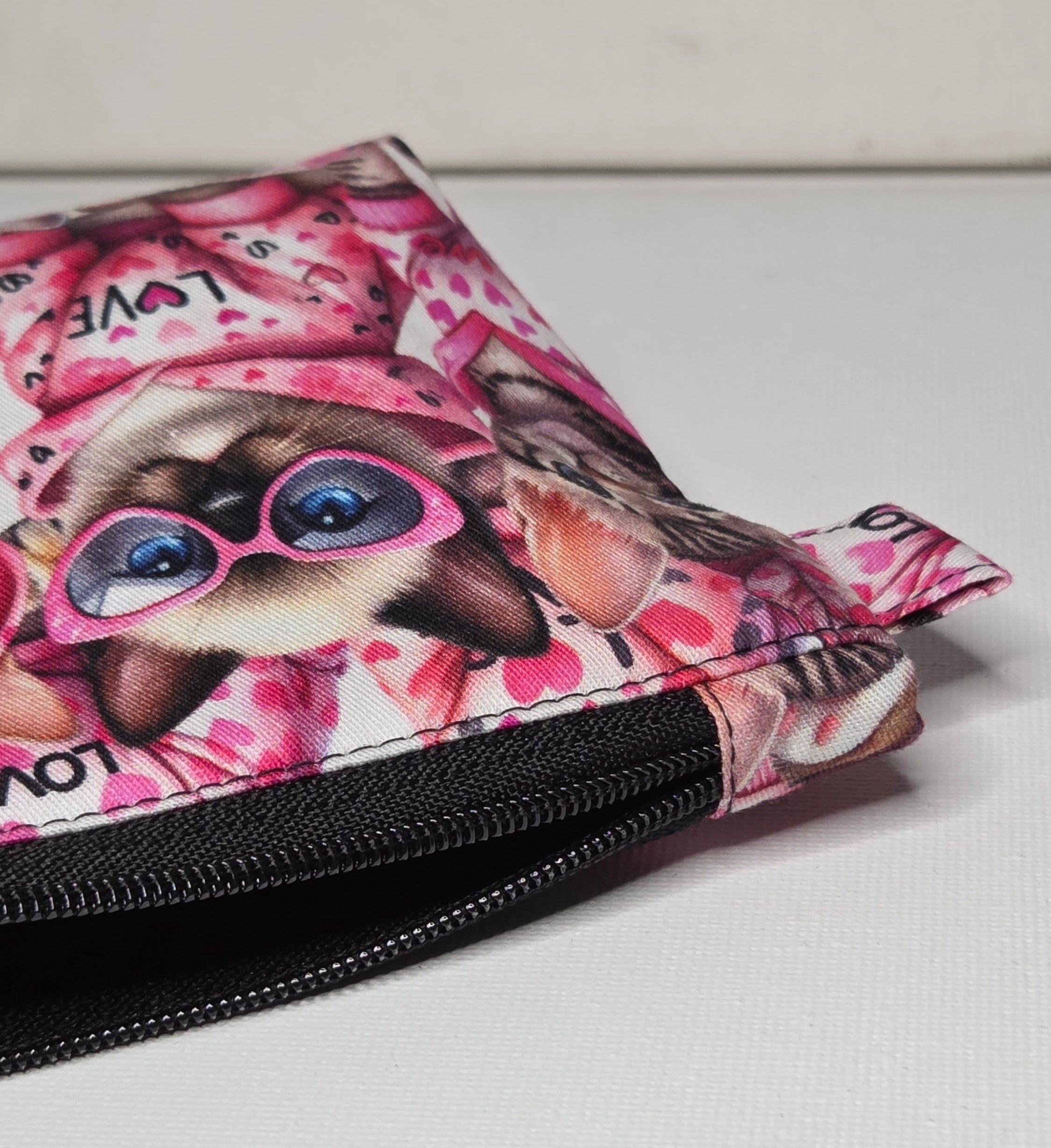 Pencil case in colourful cat fabric