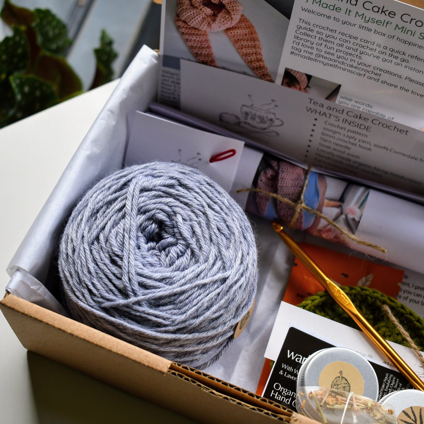 Crochet Kit DIY Beginner Friendly Fun Project Tapered Scarf Easy To Learn