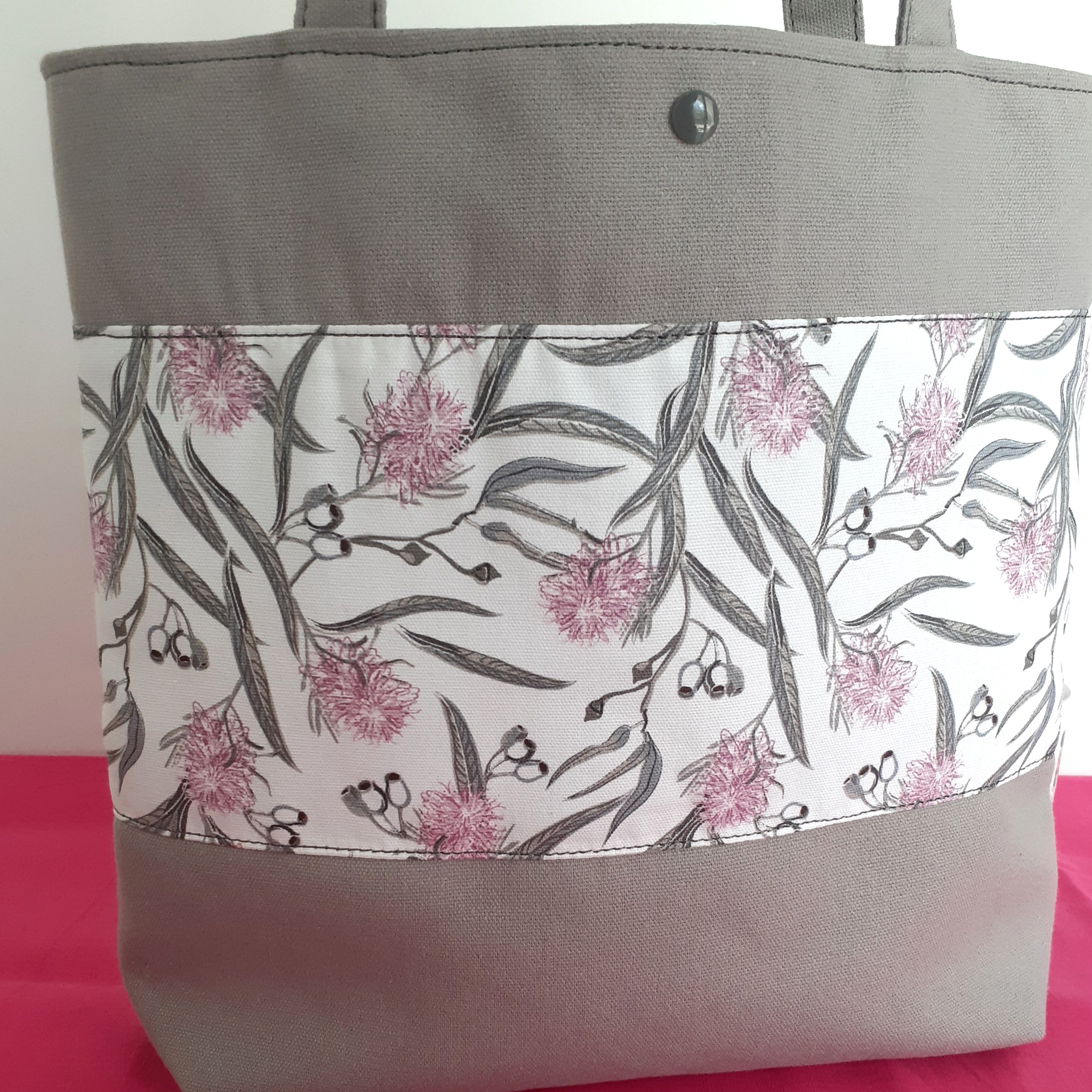 Pink & Grey Blossoms – Medium Sized Tote Bag