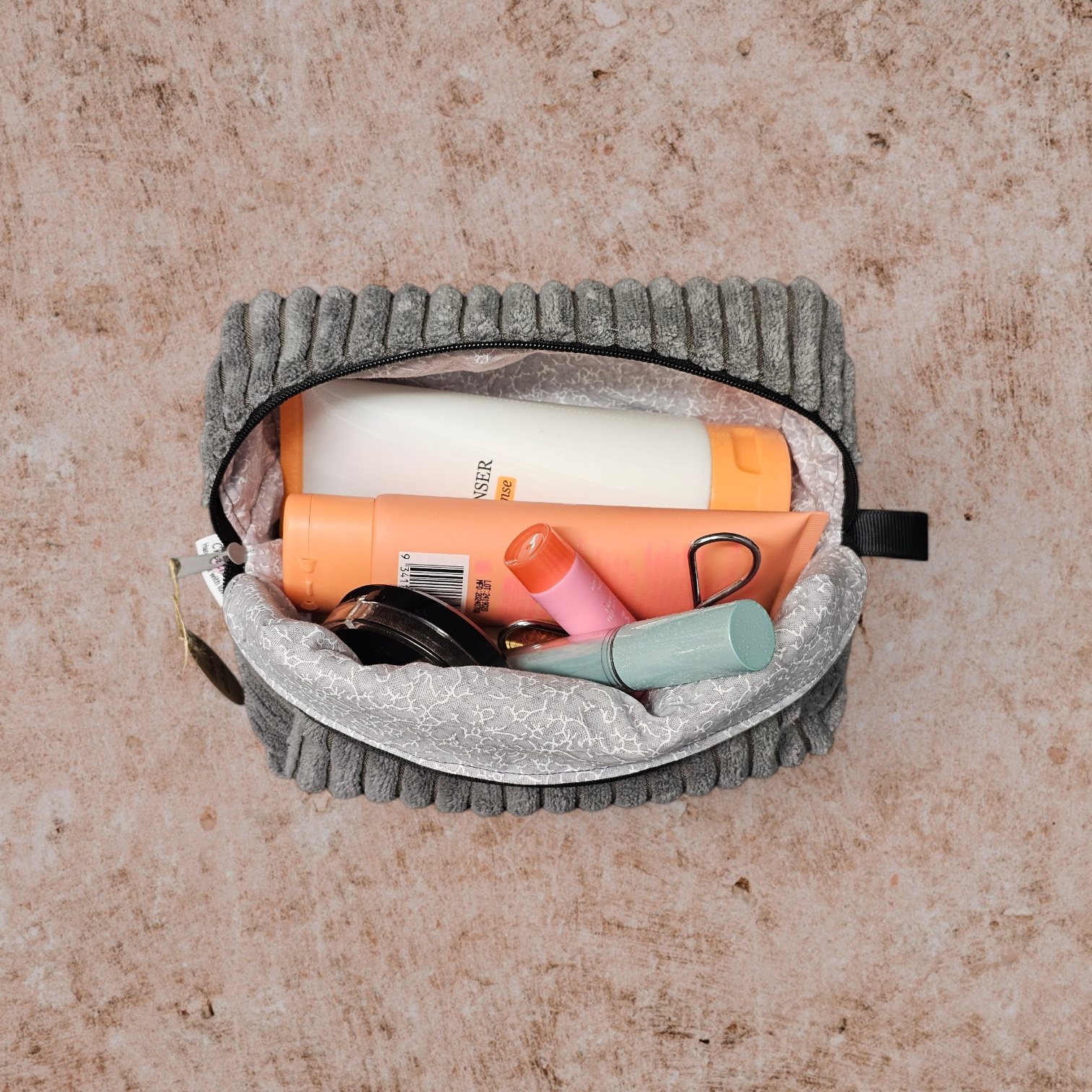 Boxy Makeup Pouch – Handmade & Sustainable