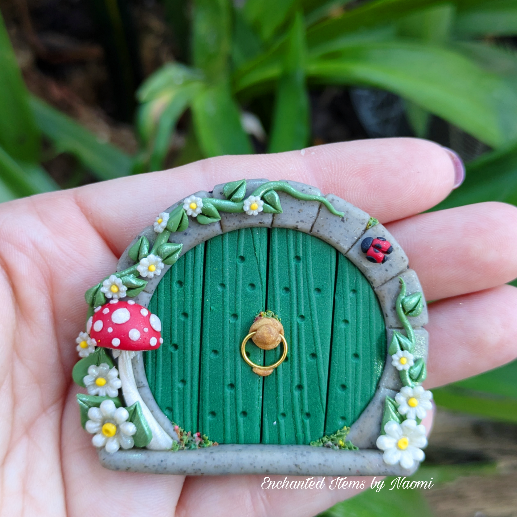 Hand Sculpted Hobbit Style Fairy Doors – Two Designs Available