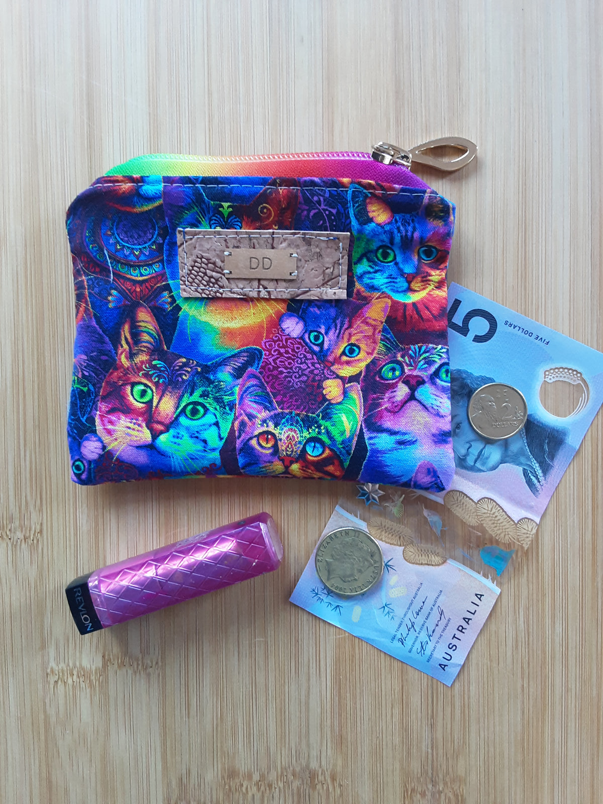 Handmade fabric coin purse, small zippered pouch for earbuds