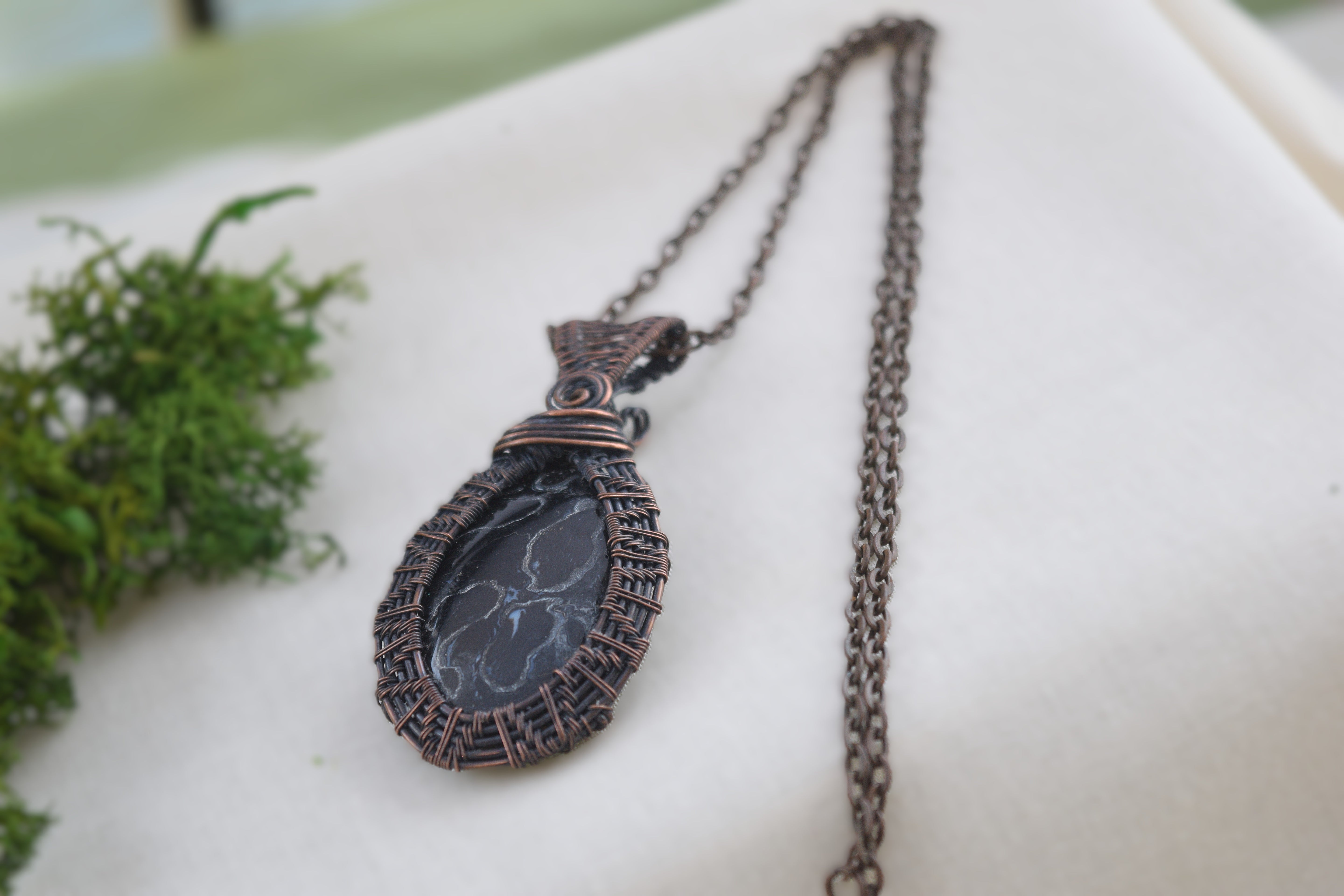 Roots of Age – Handcrafted Palm Root Fossil Copper Pendant