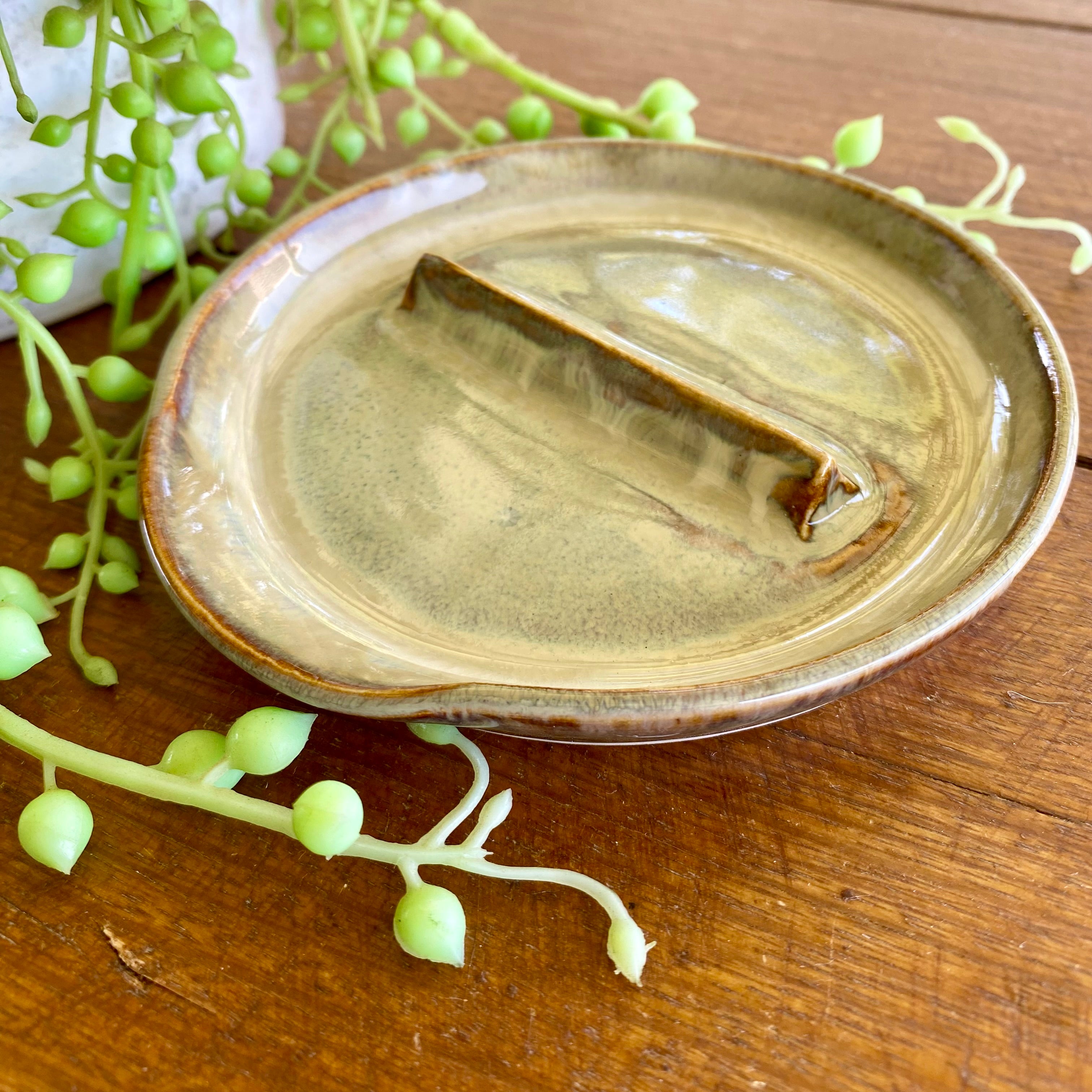 Handmade Ceramic Egg Cracking Plate|Spoon Rest|Handmade Pottery