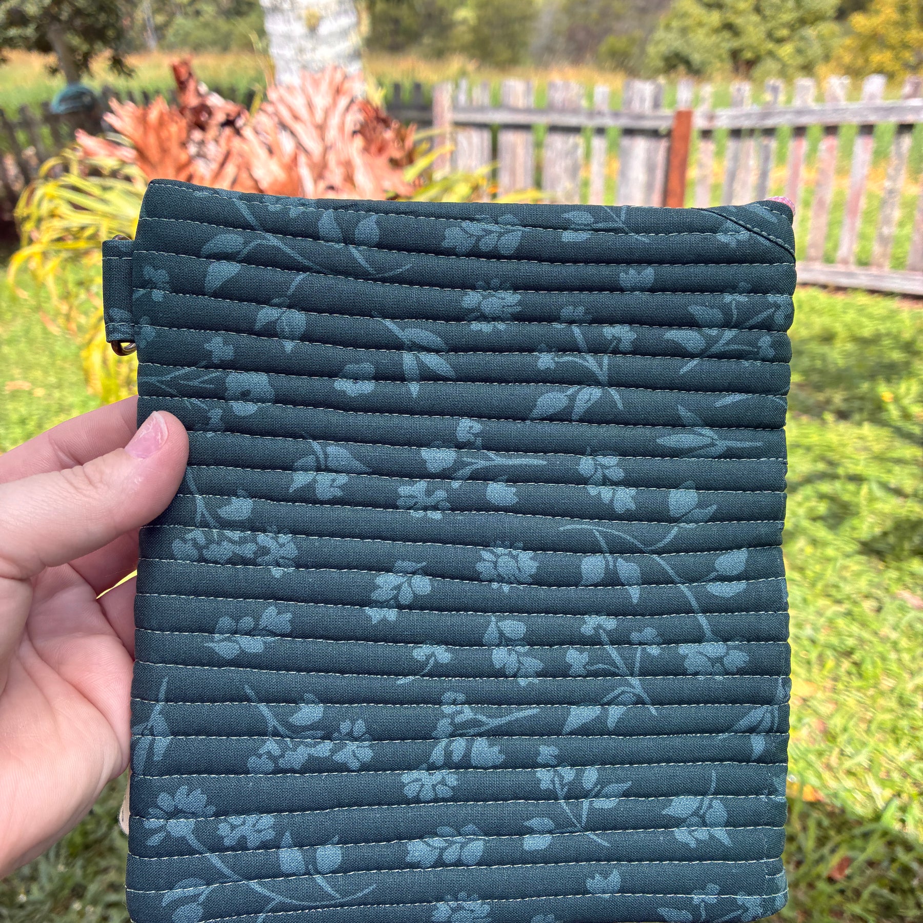 The Moon eReader Bag (Green)