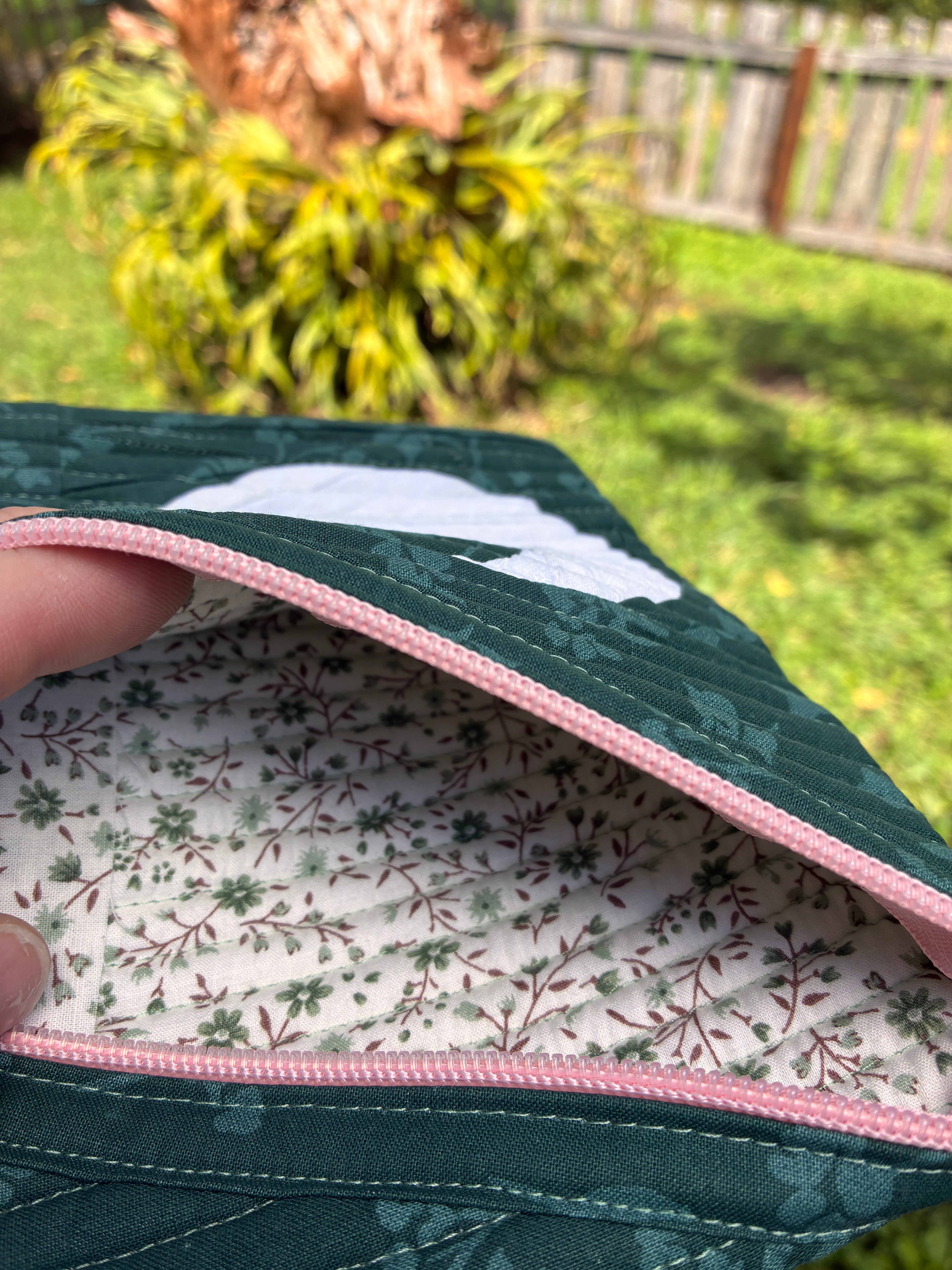 The Moon eReader Bag (Green)