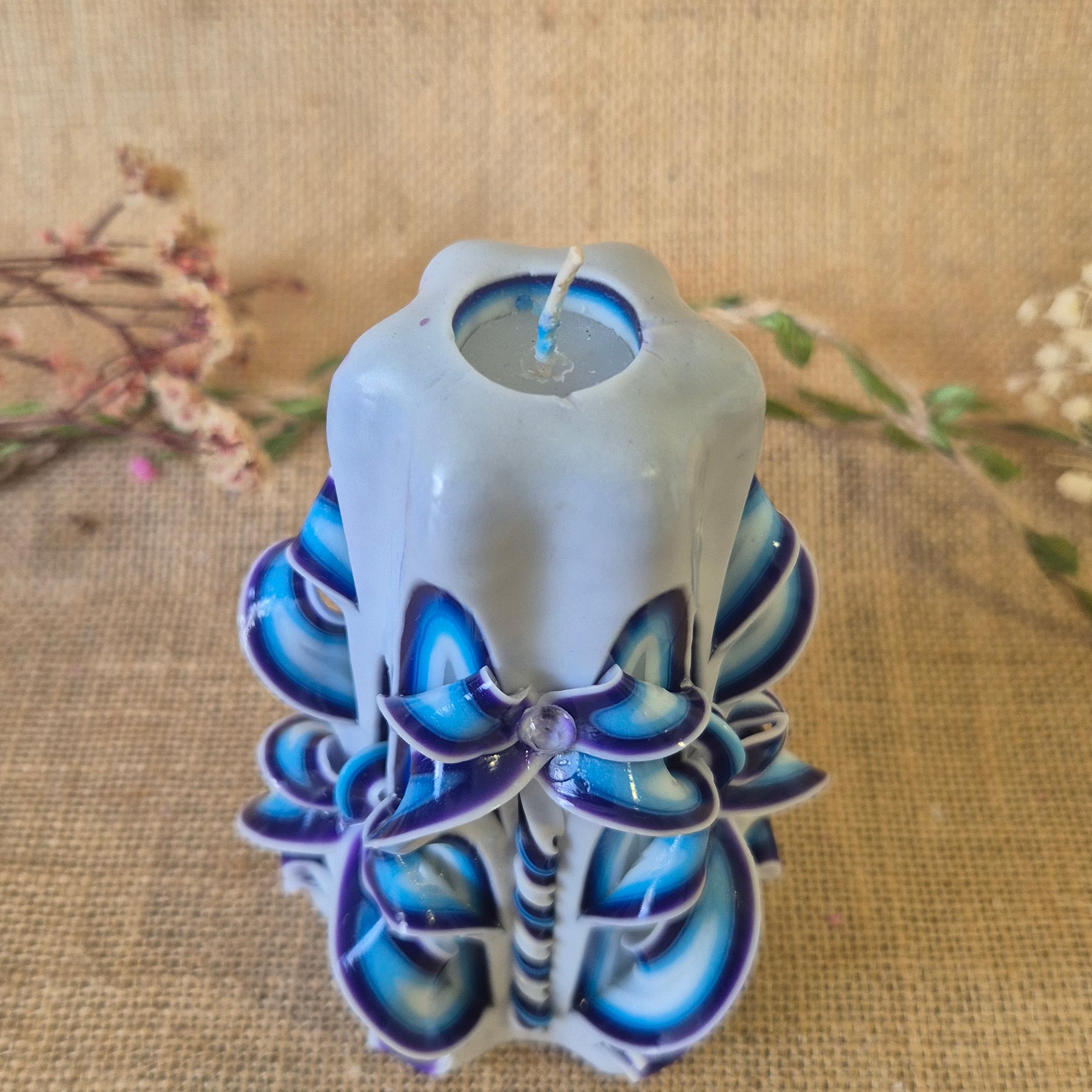 White and Blue 13cm