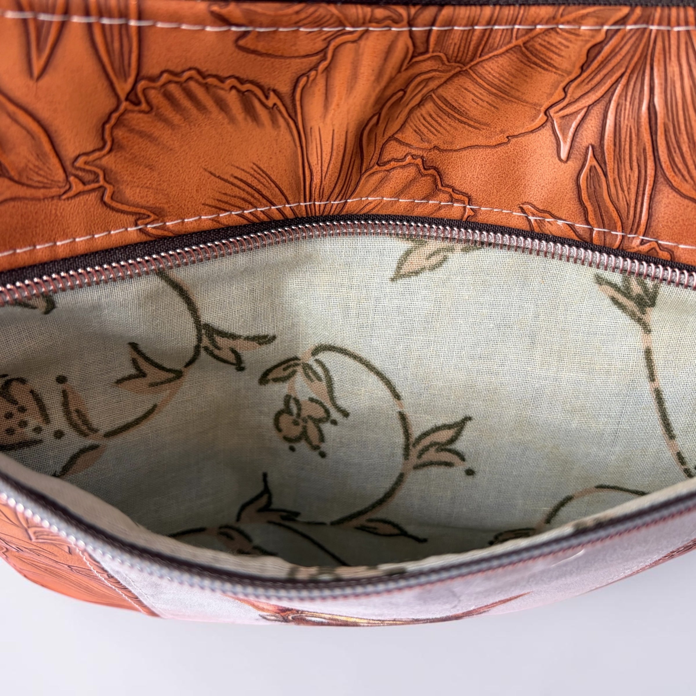 Steampunk French Bulldog Vinyl Hobo Bag