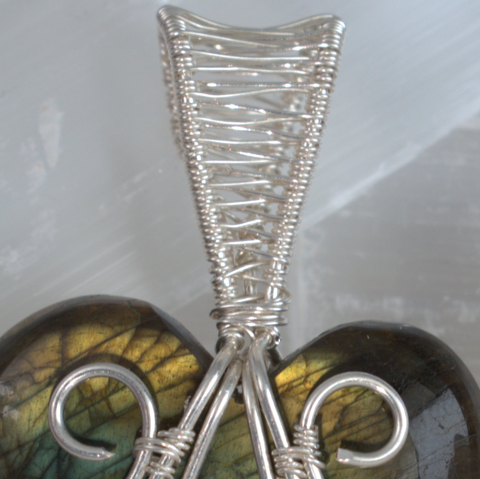 Heart of Midnight - Labradorite Pendant in Silver