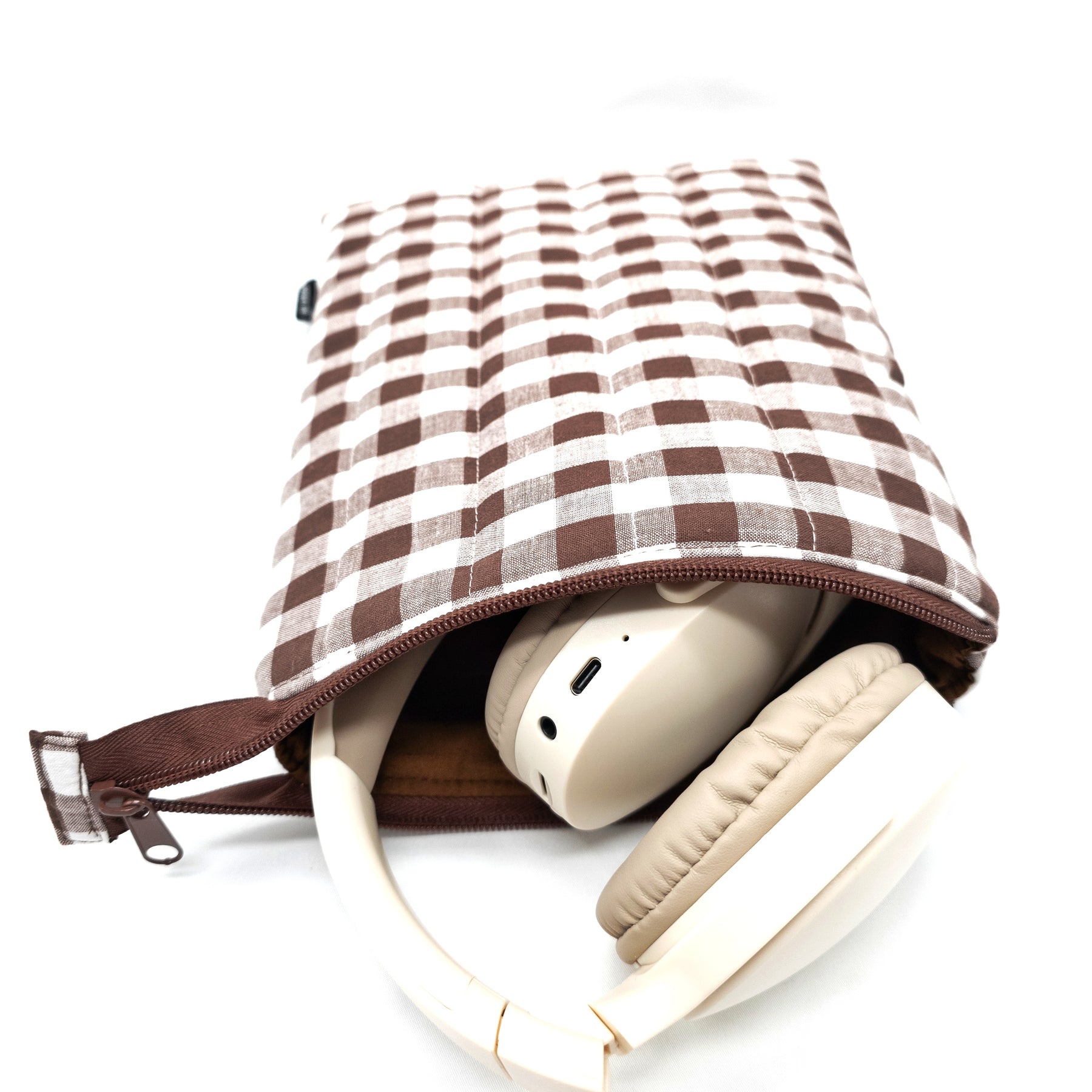Quilted Kindle Sleeve, Padded E-reader case, Coco Gingham