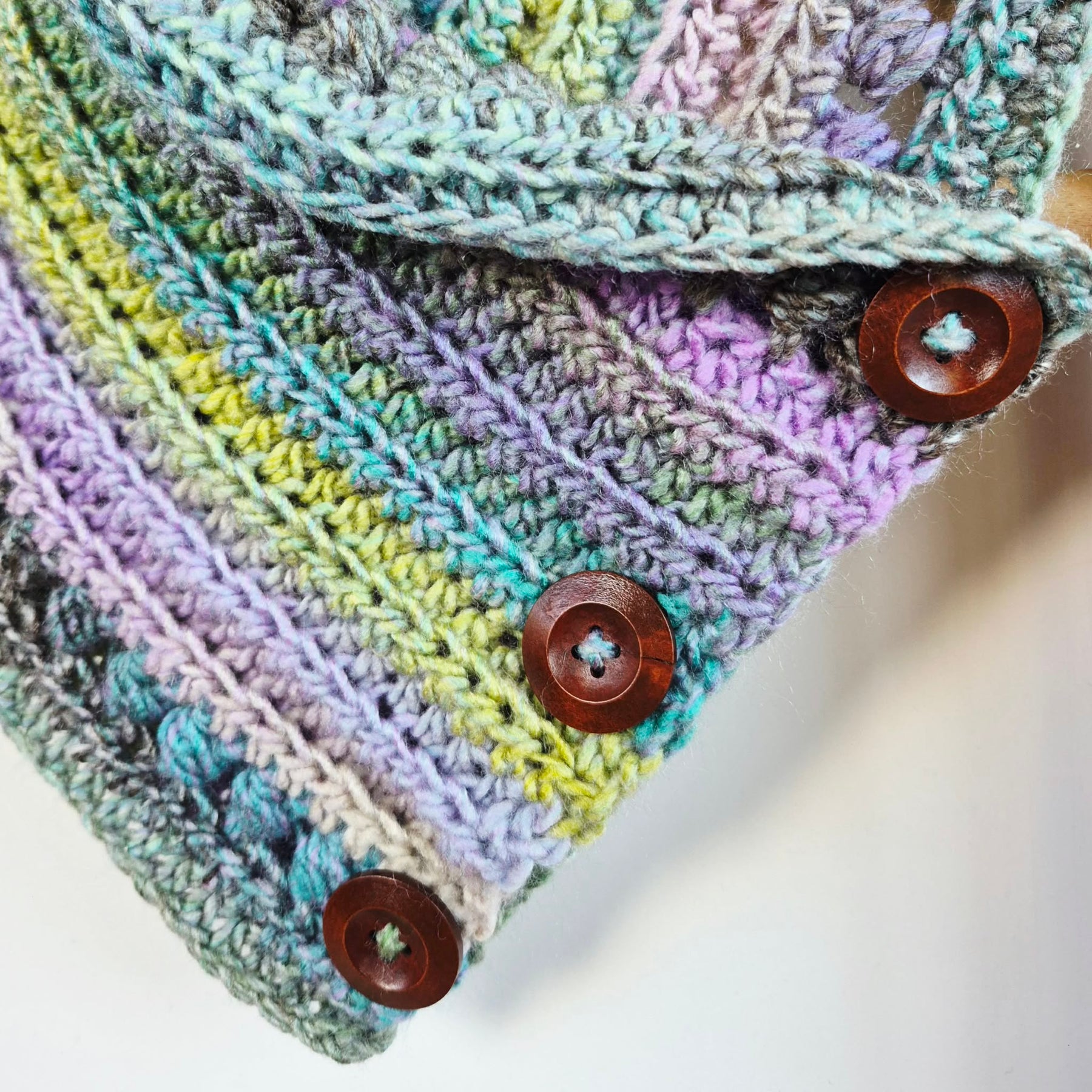 Ladies Neck warmer | Cowl | Scarf | Multi Coloured | Adult | Vintage | Crochet | Buttoned