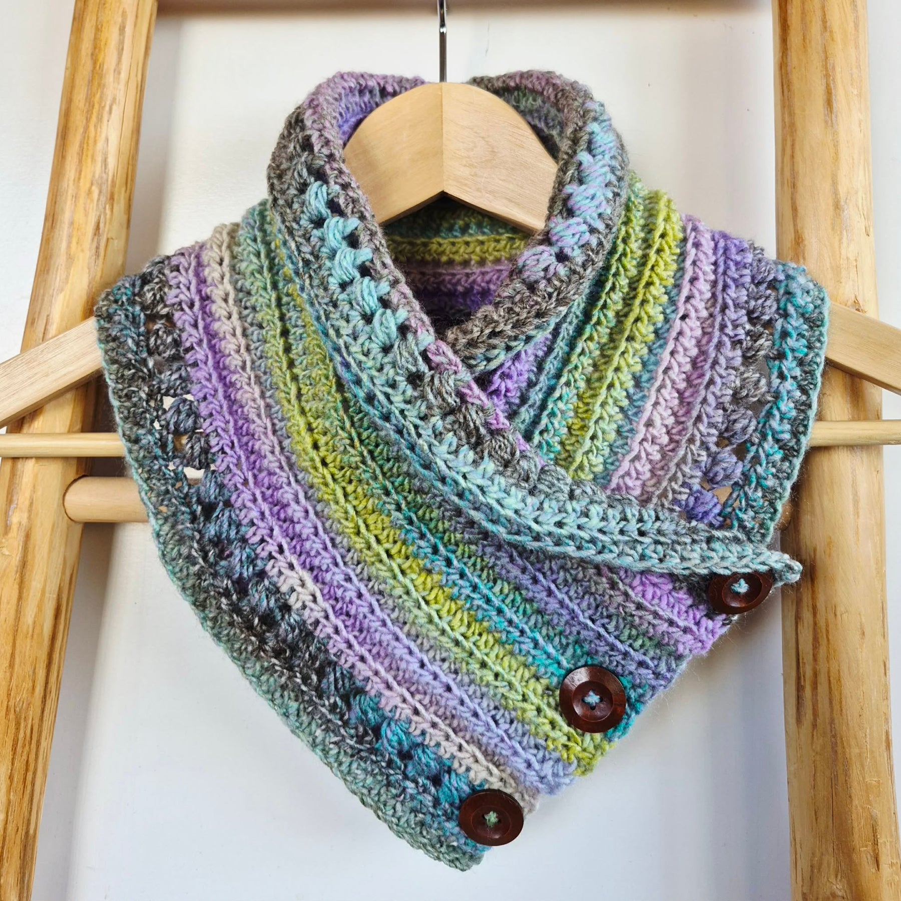 Ladies Neck warmer | Cowl | Scarf | Multi Coloured | Adult | Vintage | Crochet | Buttoned