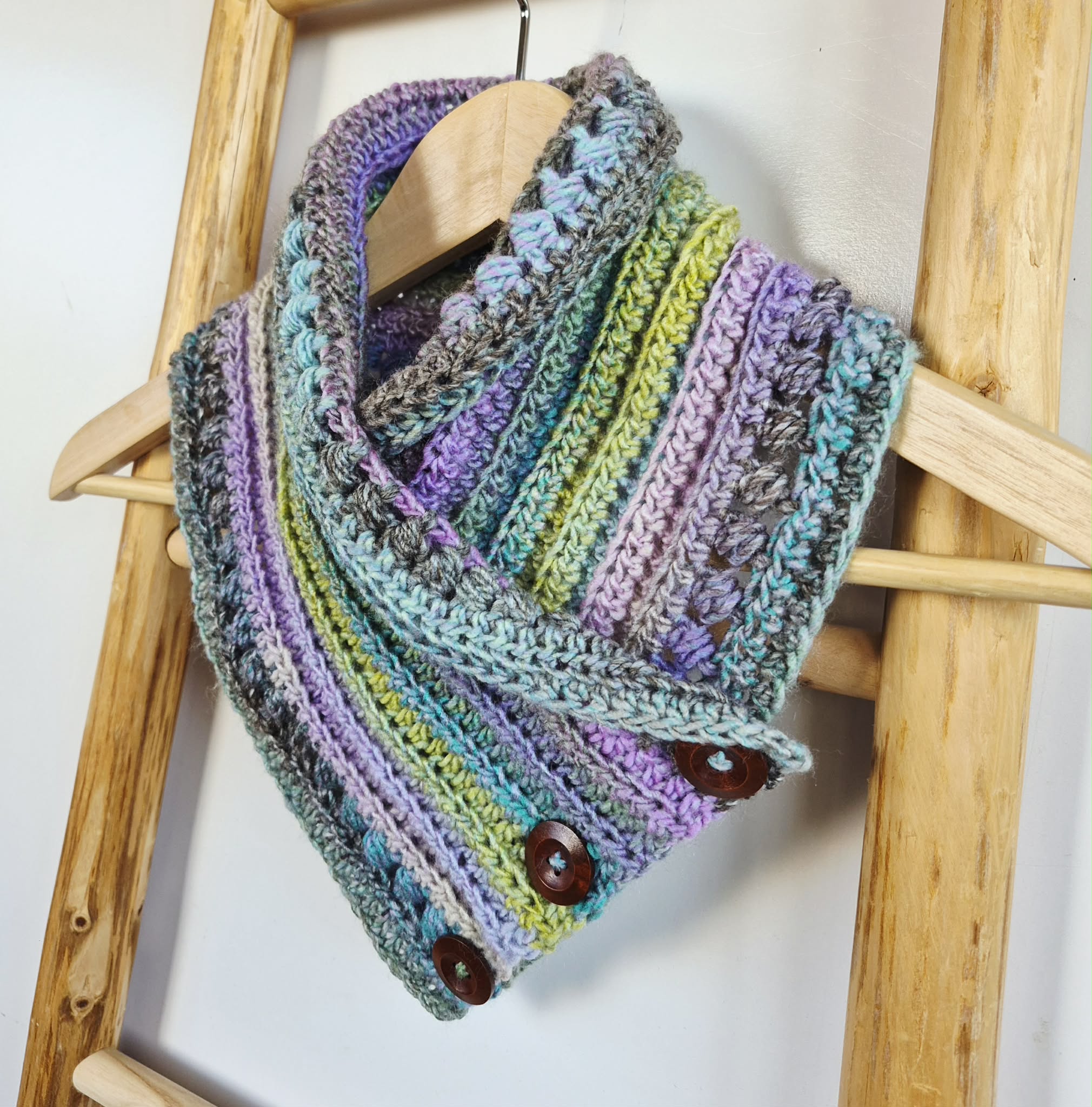 Ladies Neck warmer | Cowl | Scarf | Multi Coloured | Adult | Vintage | Crochet | Buttoned