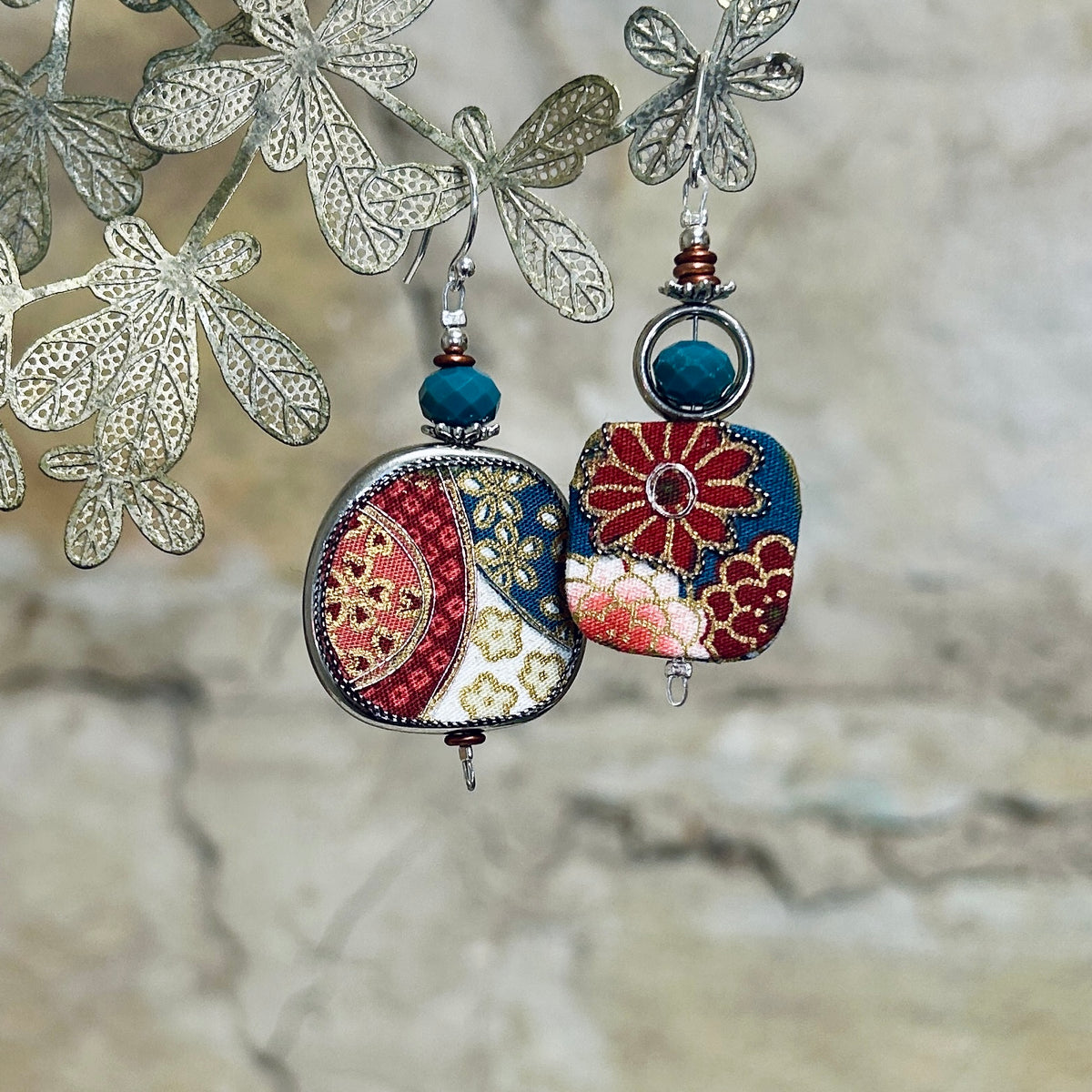 Earrings Blue Pink White Floral Asymmetrical - EC640