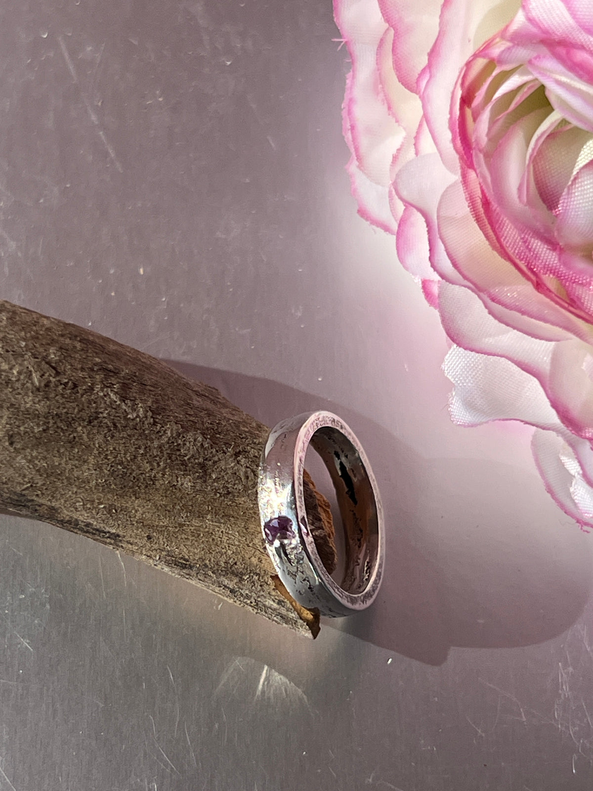 “Tambo Pink”- Sterling Silver ring with sapphire