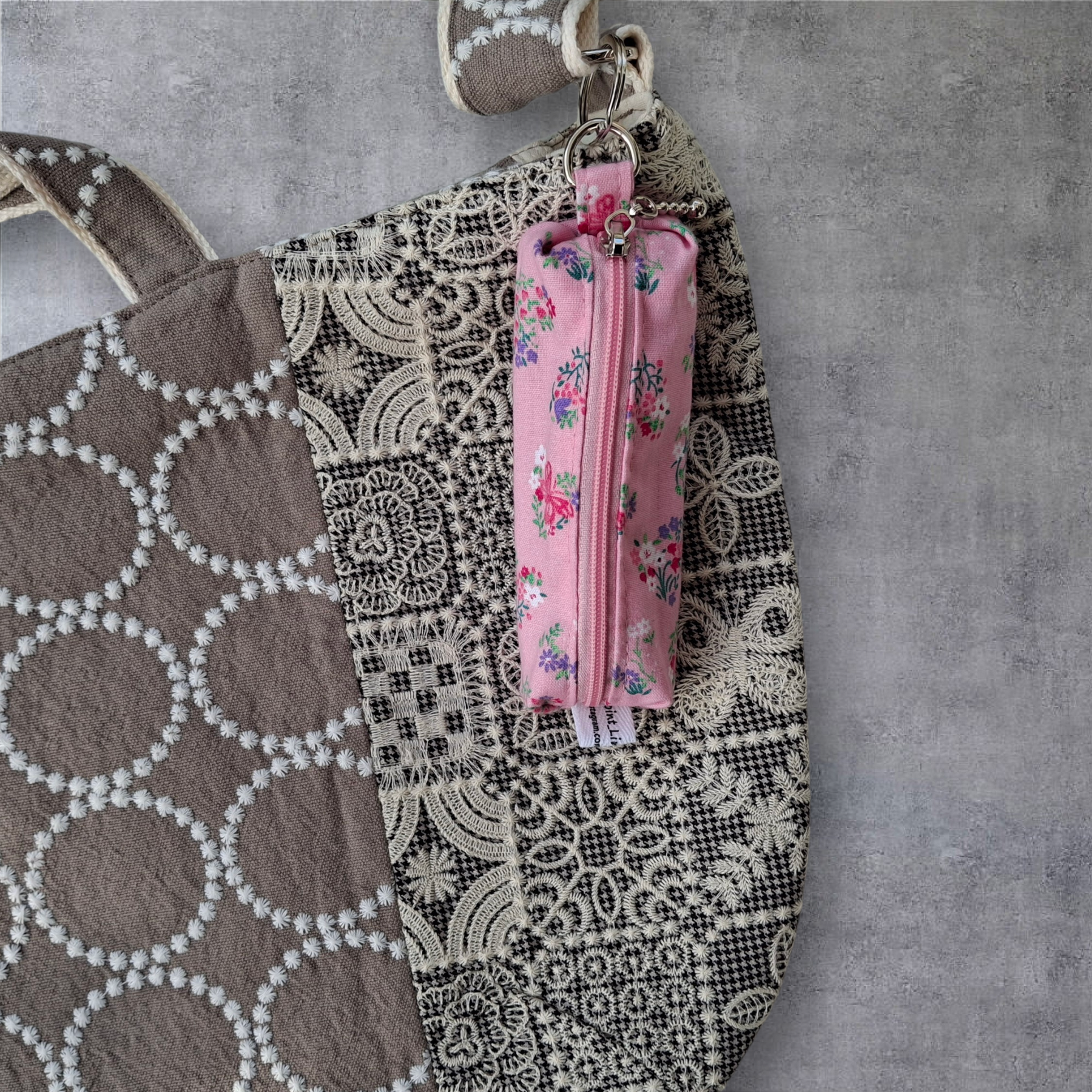 Mini Makeup Pouch (Red)