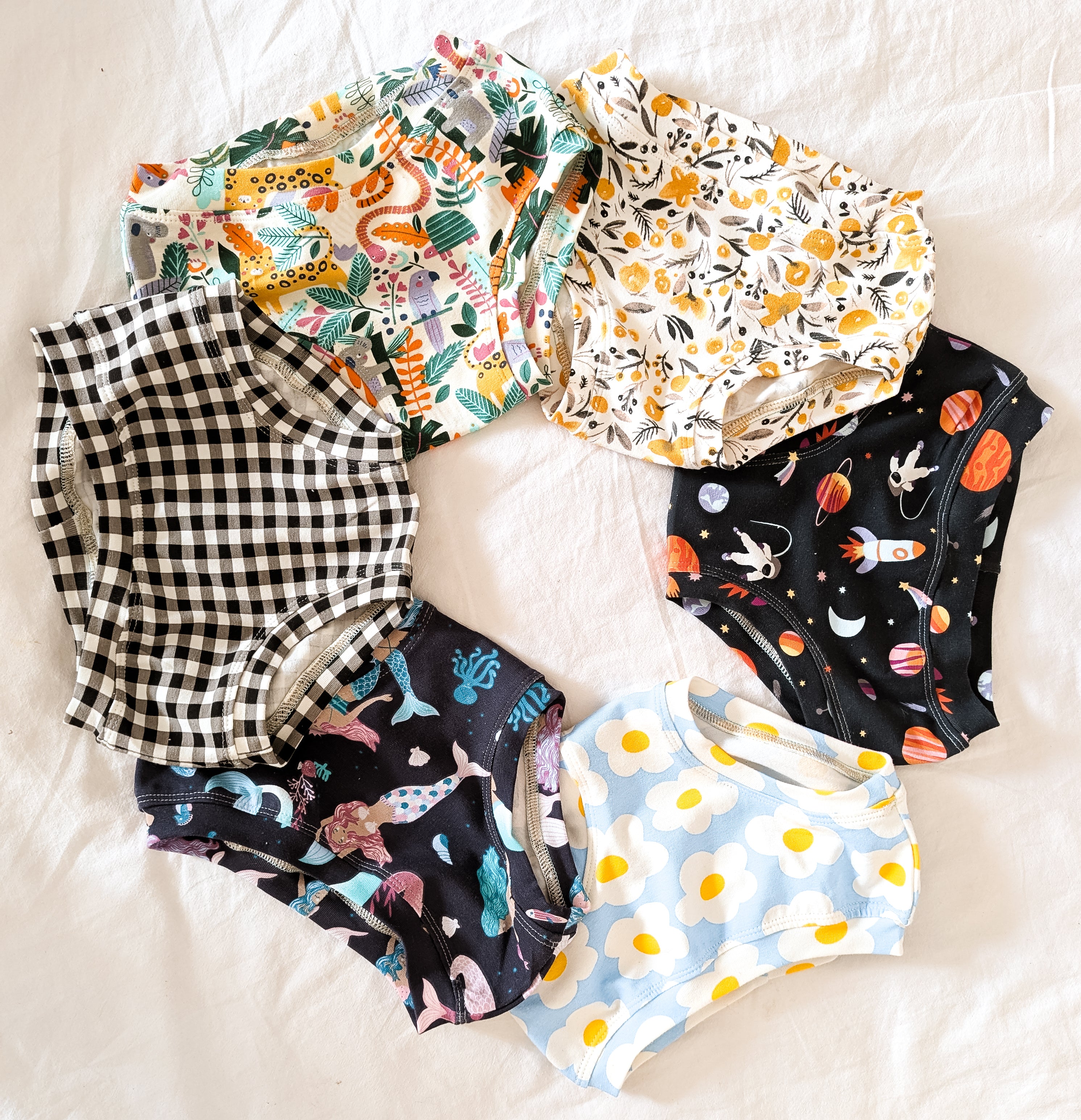 Black gingham organic underpants for kids sizes 1 to 12