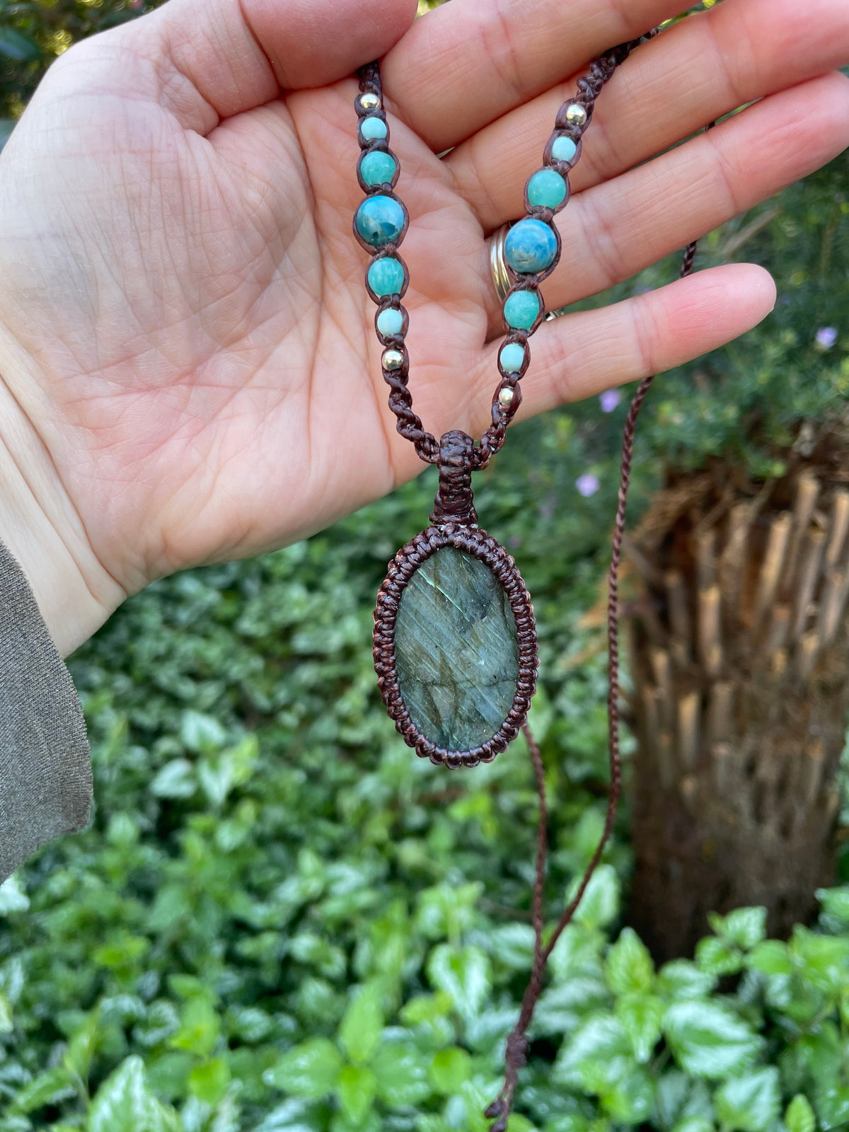 Labradorite Pendant, Macrame necklace boho style, adjustable
