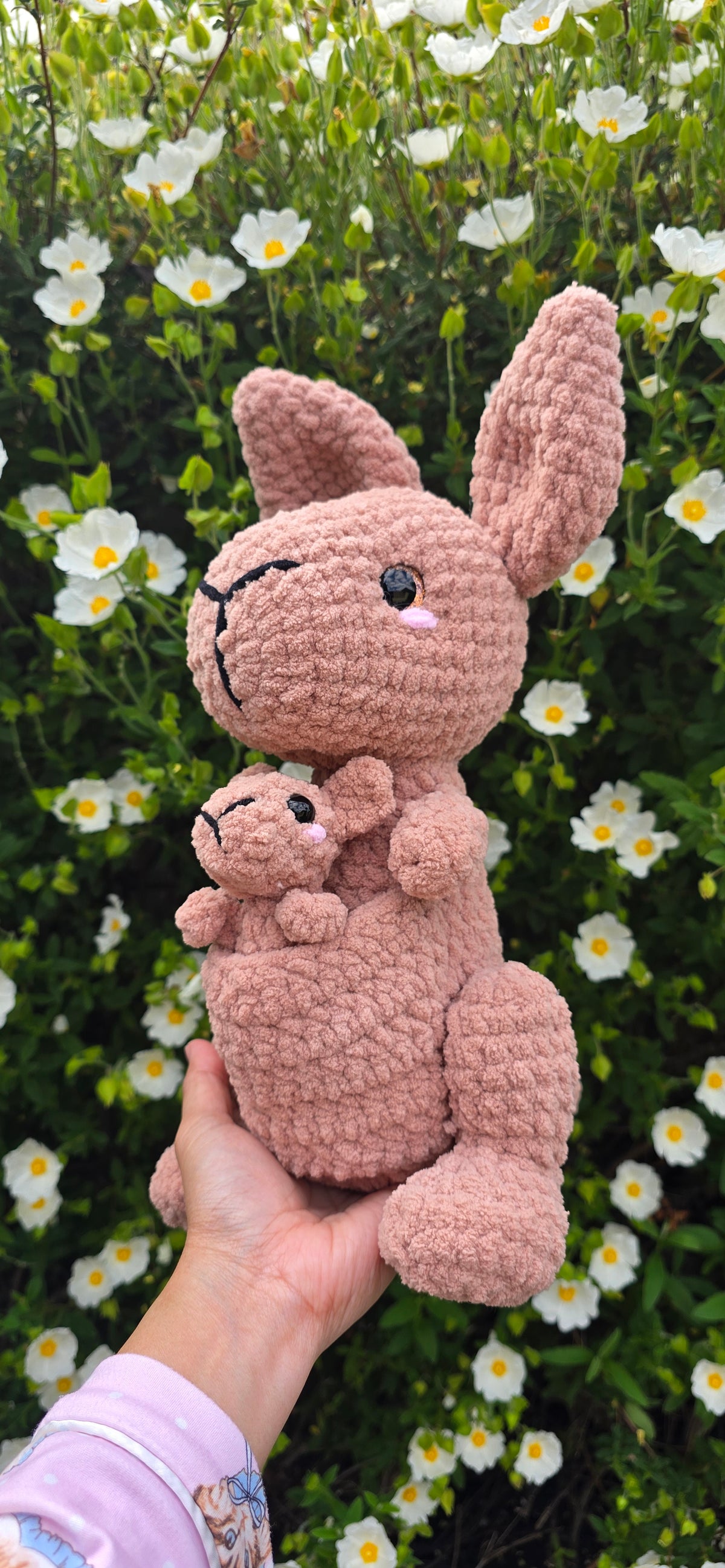 Mama Roo and Joey Lou - Crochet