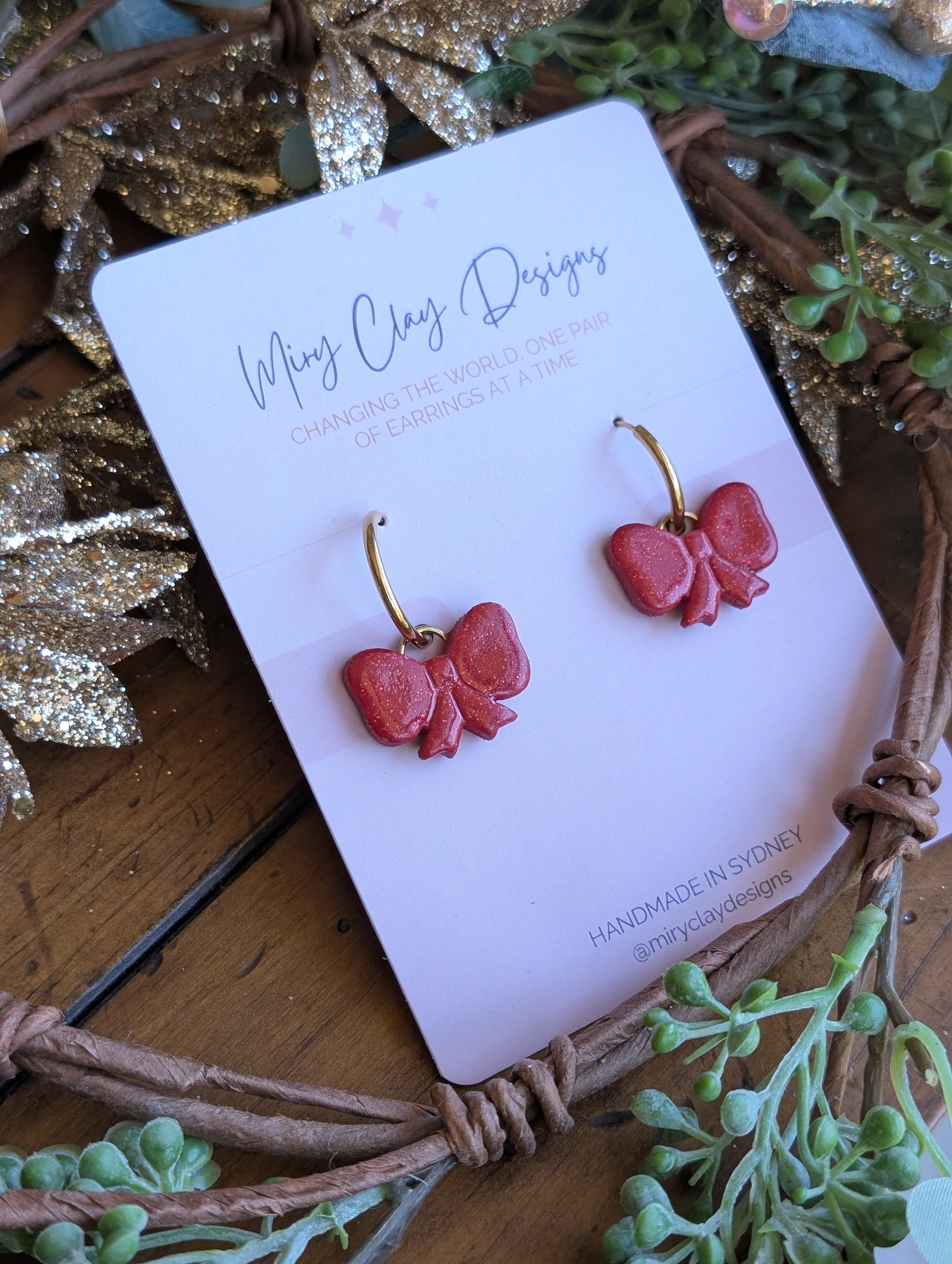 Red Bow Hoops