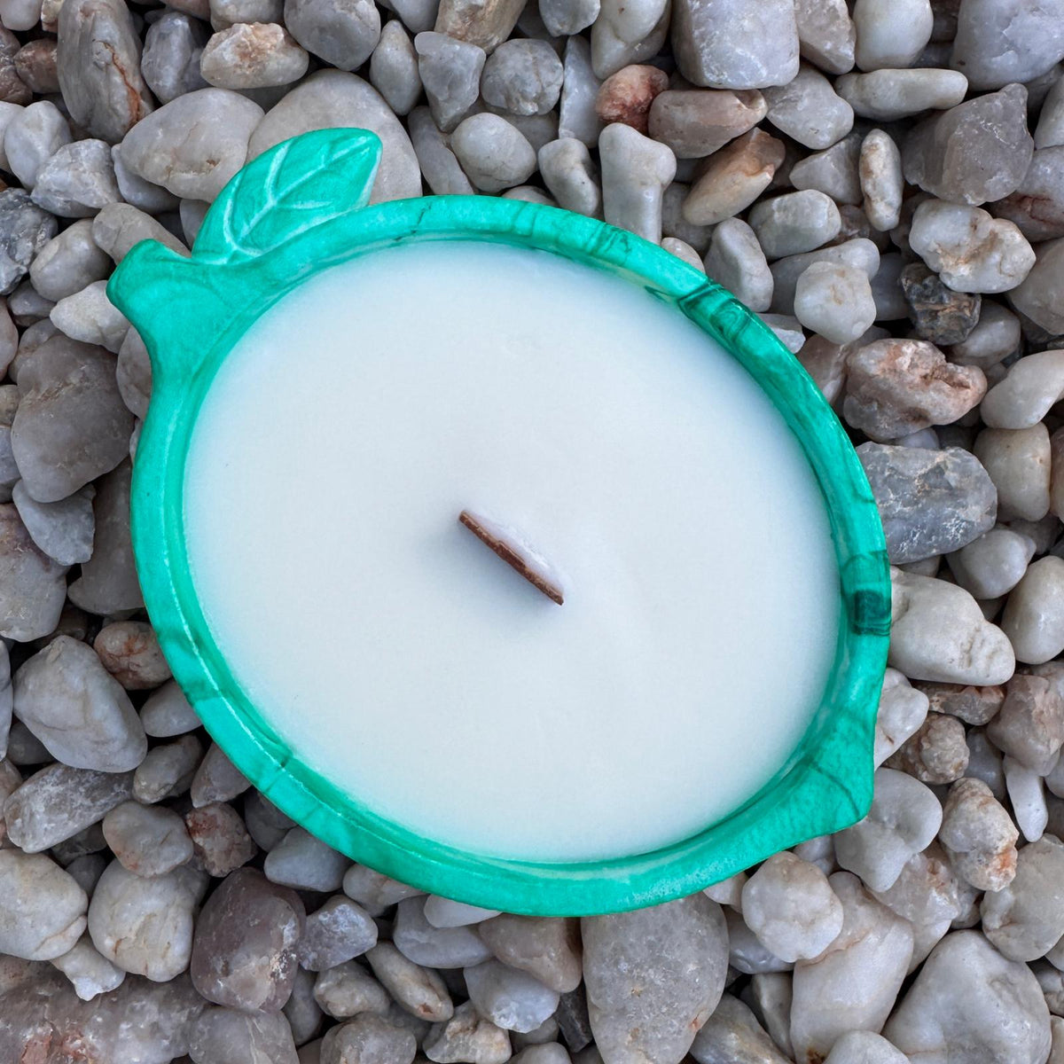Concrete lime bowl candle with lime fragrance