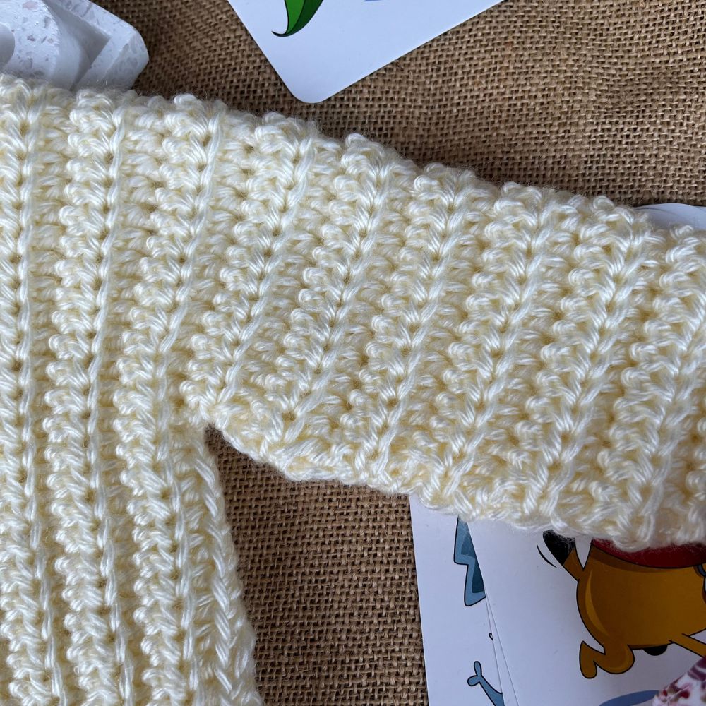 Handmade crochet baby jumper | super soft | offwhite-cream | newborn
