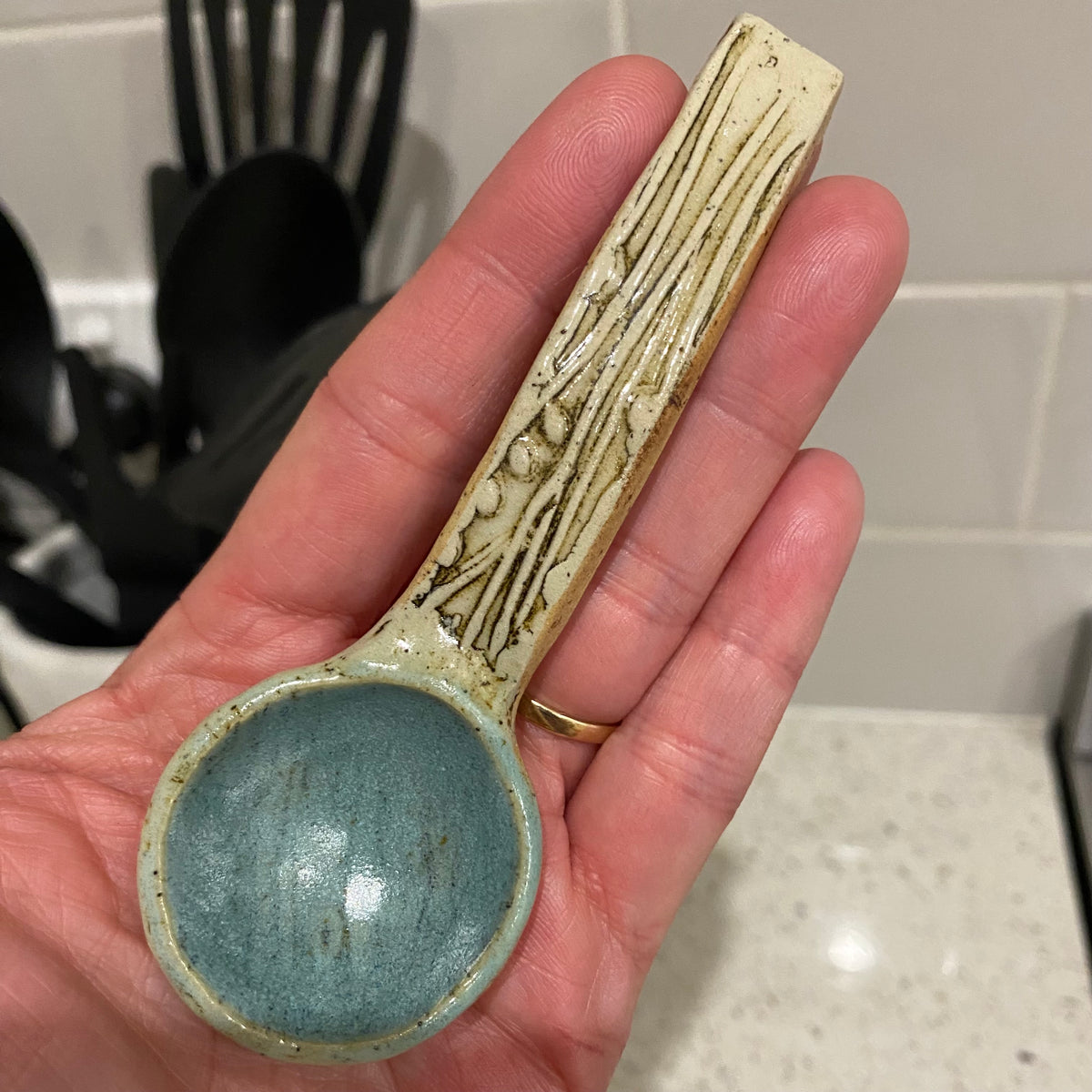 The Artisan’s Scoop | Handmade Pottery