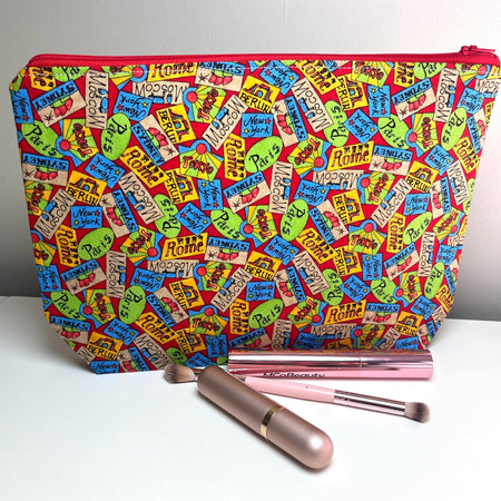 Travel toiletries bag