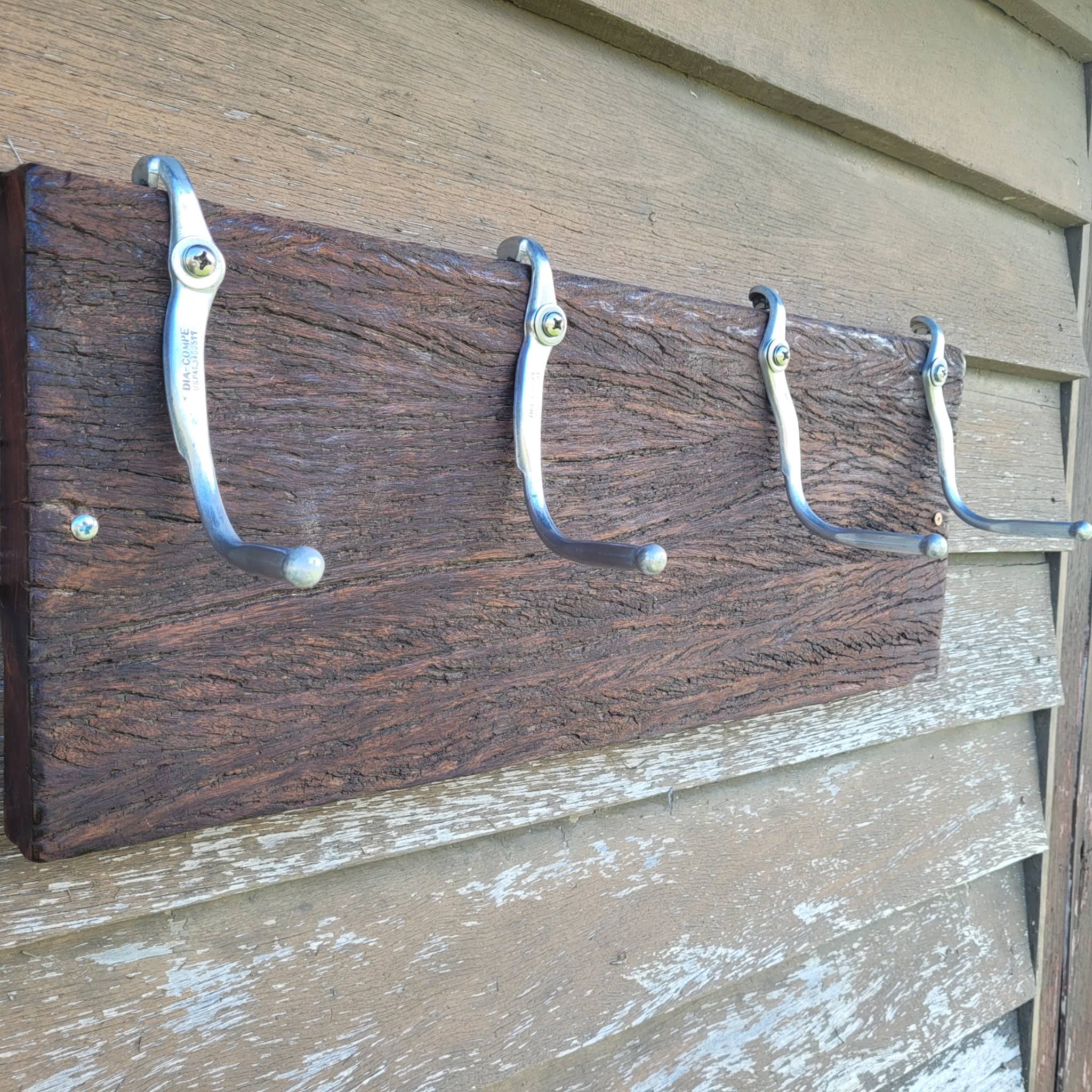 4 hook custom wall mounted recycled coat Hat hanger