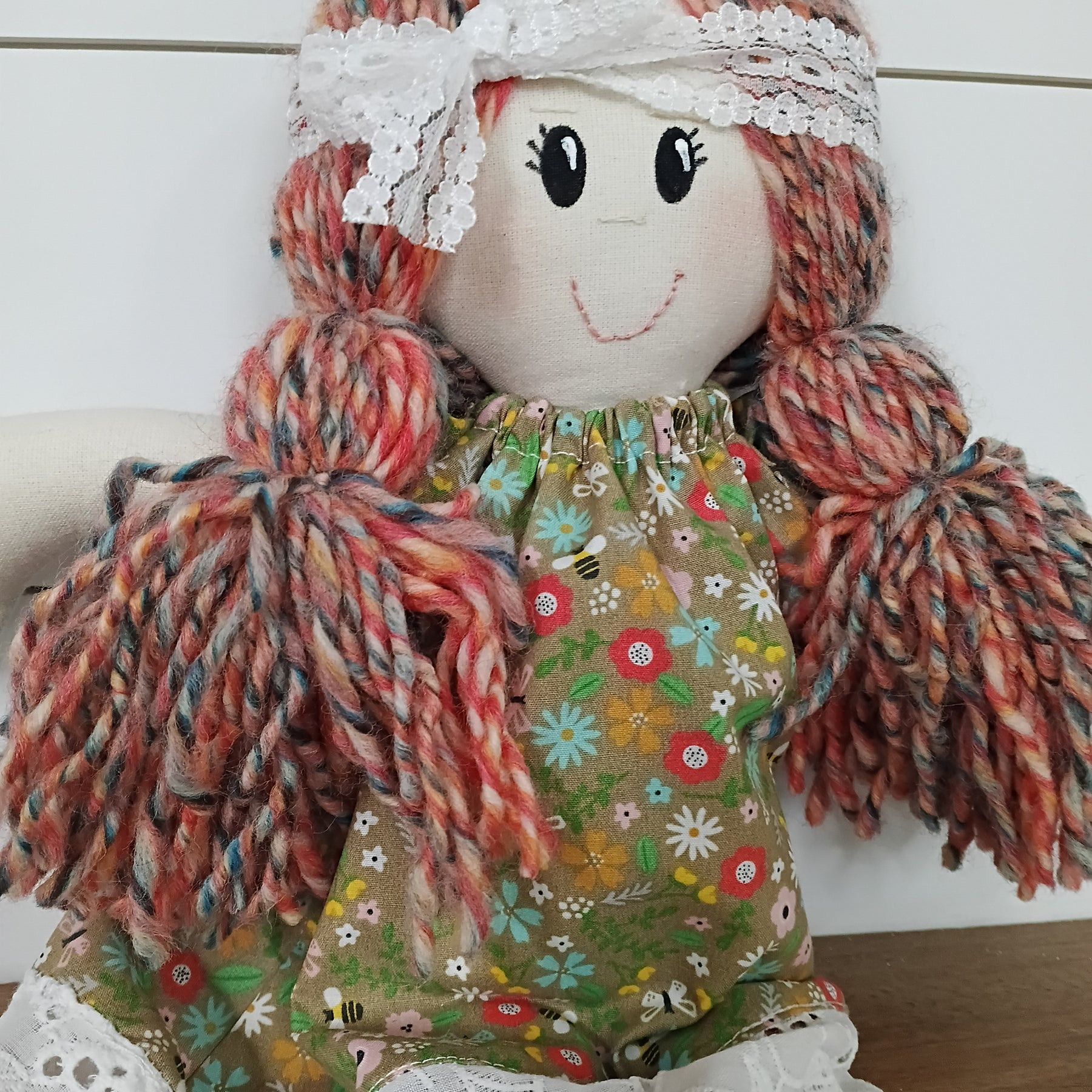 Rag Doll / Happy Doll - Honey Bee