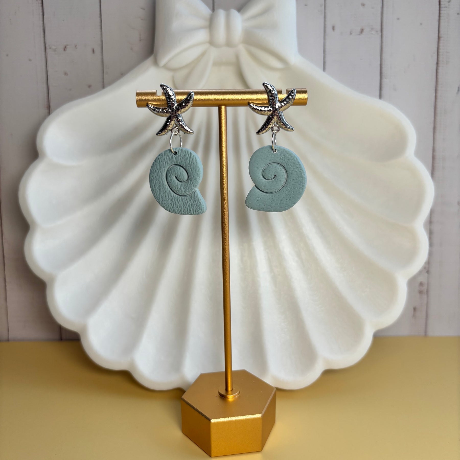 Seaside Stories | Starfish & Spiral Shell Drop Earrings